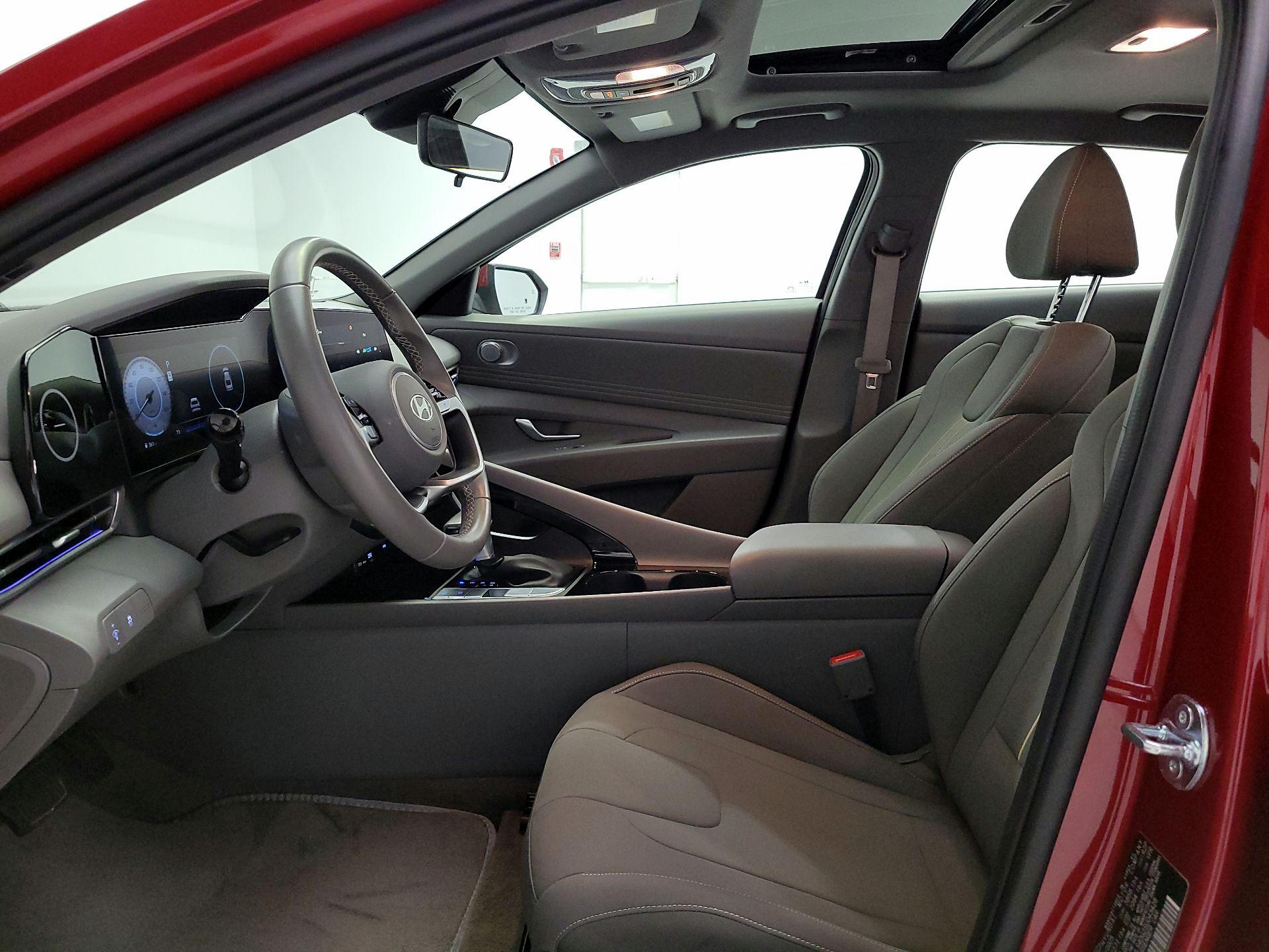 Thumbnail: 2025 Hyundai Elantra - 11