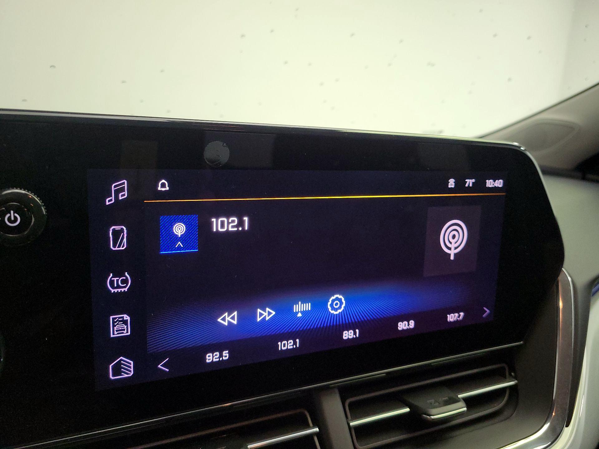 Thumbnail: 2025 Chevrolet Trax - 15