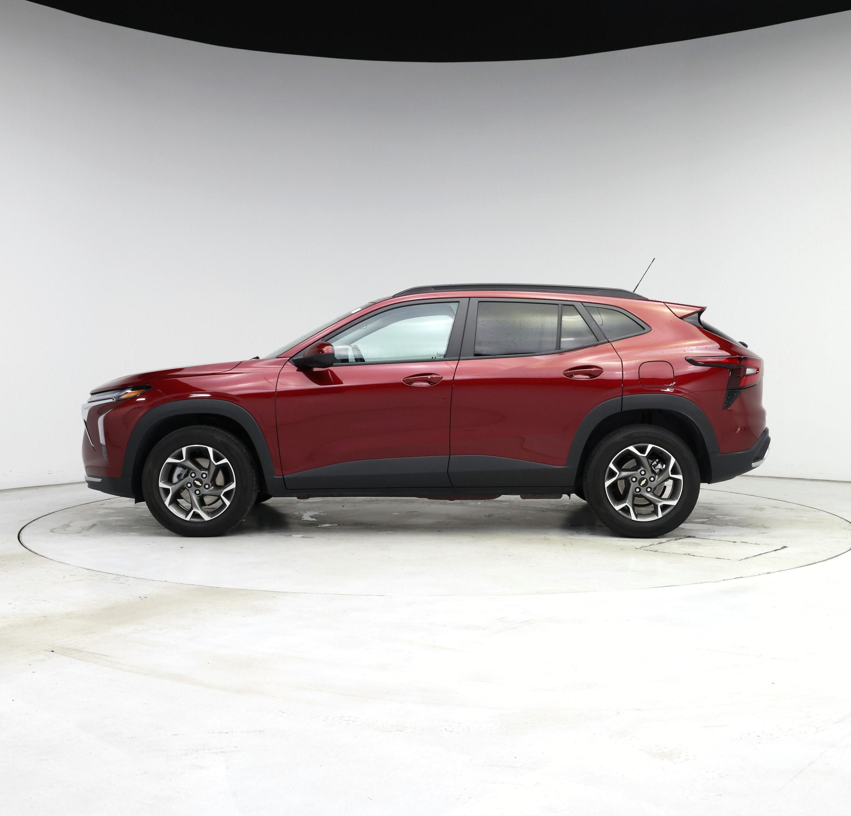 Thumbnail: 2025 Chevrolet Trax - 3