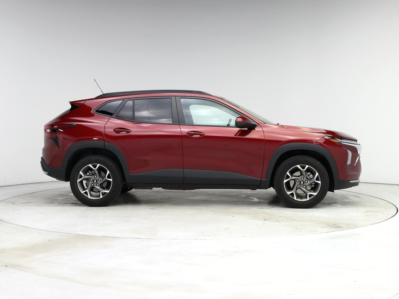 2025 Chevrolet Trax LT - Photo 8