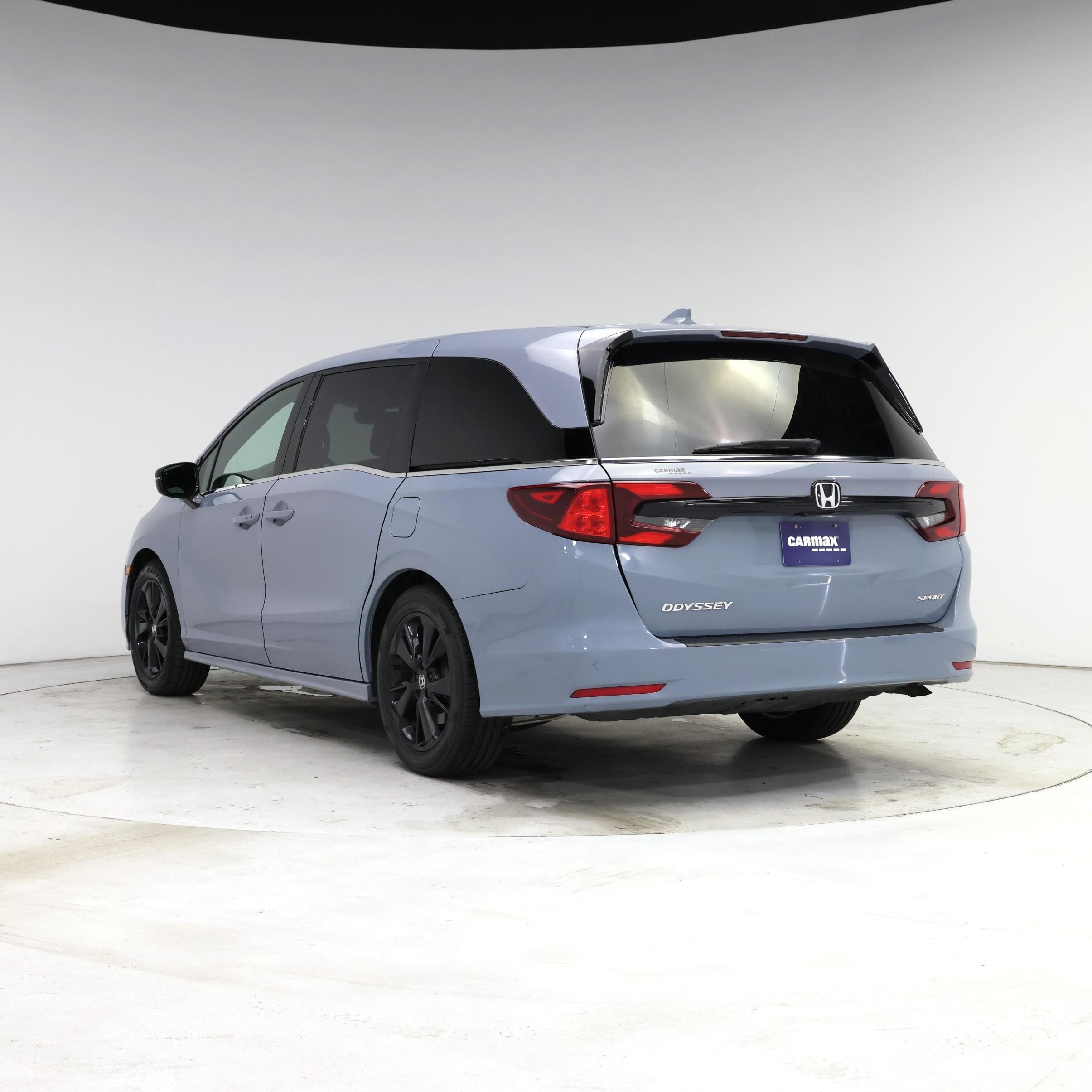 Thumbnail: 2023 Honda Odyssey - 2