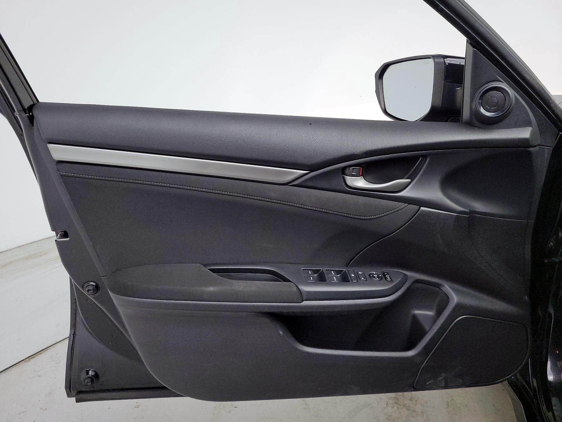 Thumbnail: 2019 Honda Civic - 14