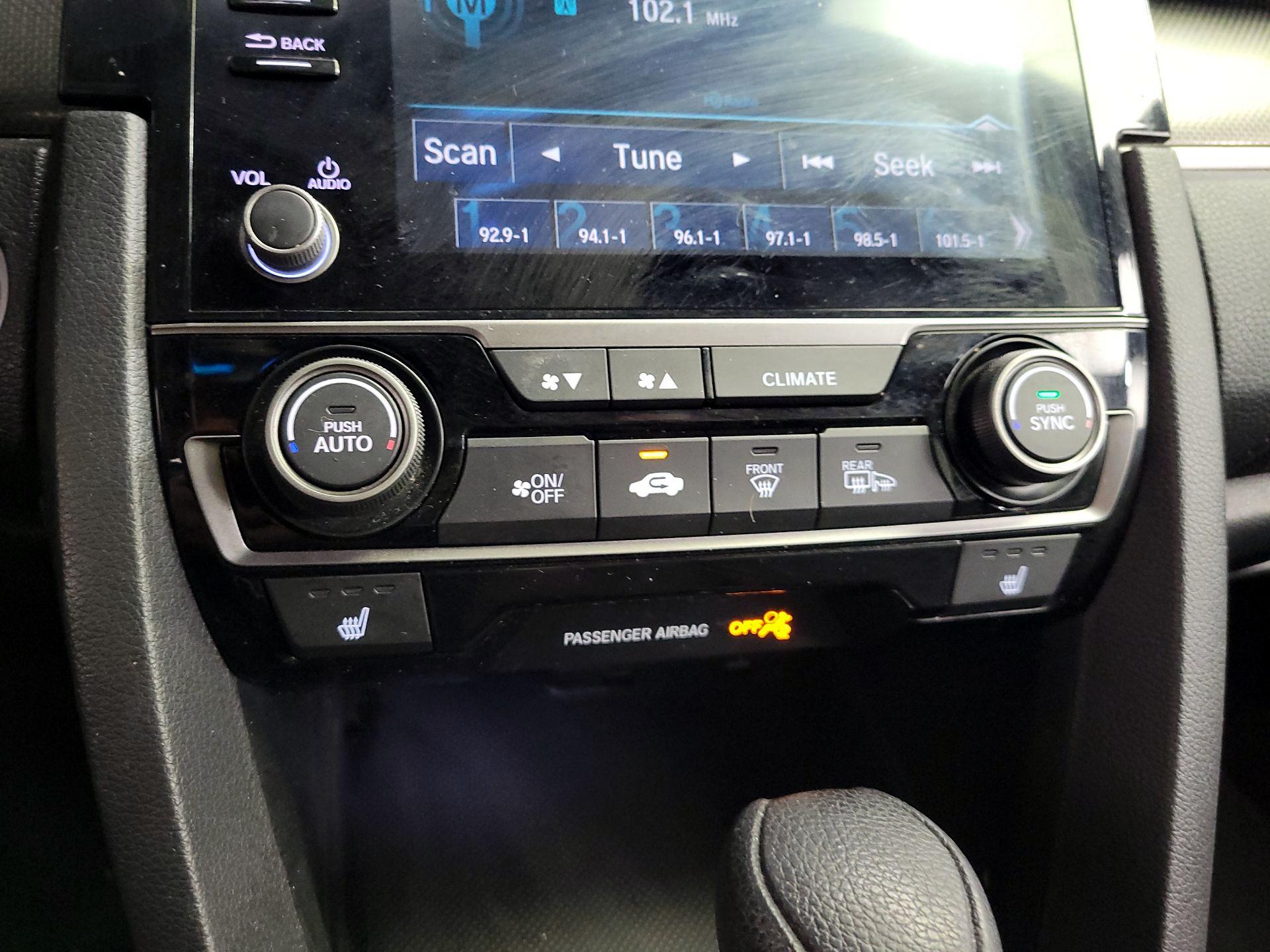 Thumbnail: 2019 Honda Civic - 17