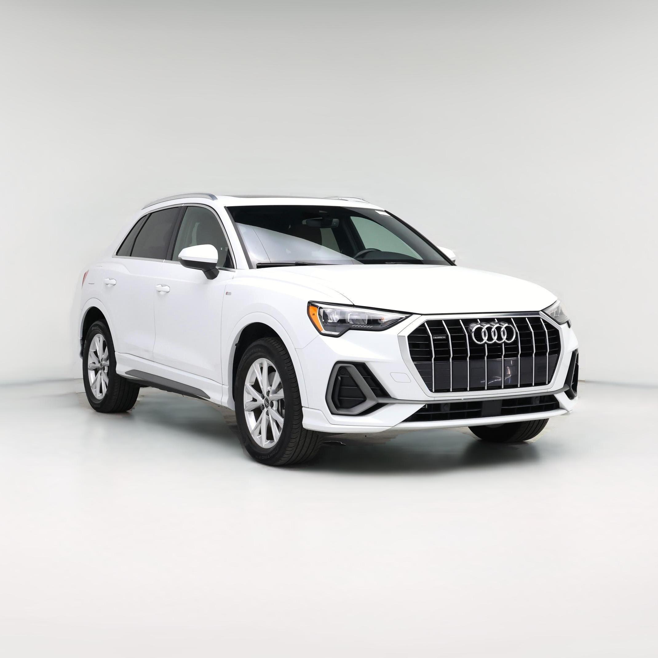 Thumbnail: 2021 Audi Q3 - 1