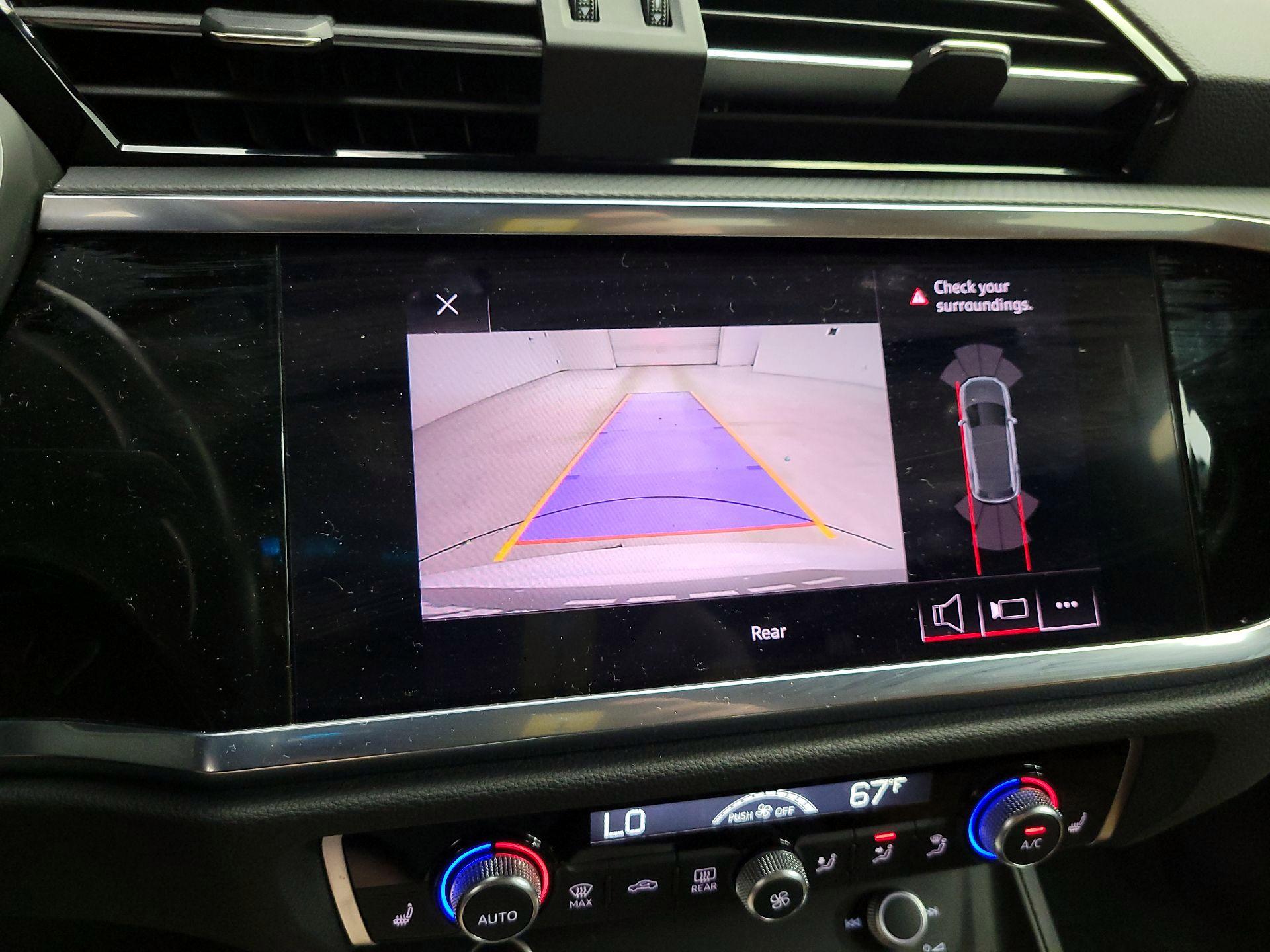 Thumbnail: 2021 Audi Q3 - 14
