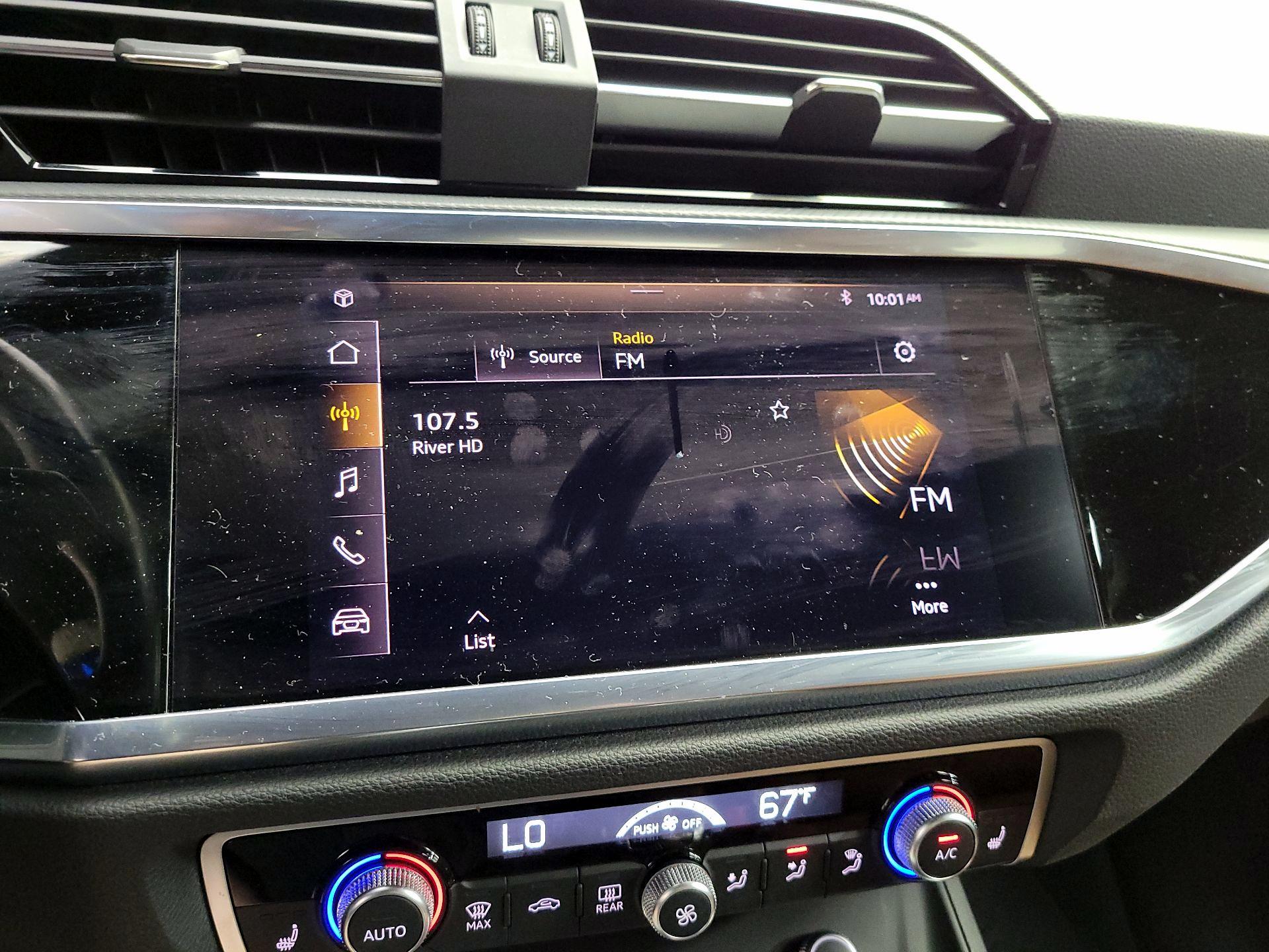 Thumbnail: 2021 Audi Q3 - 15