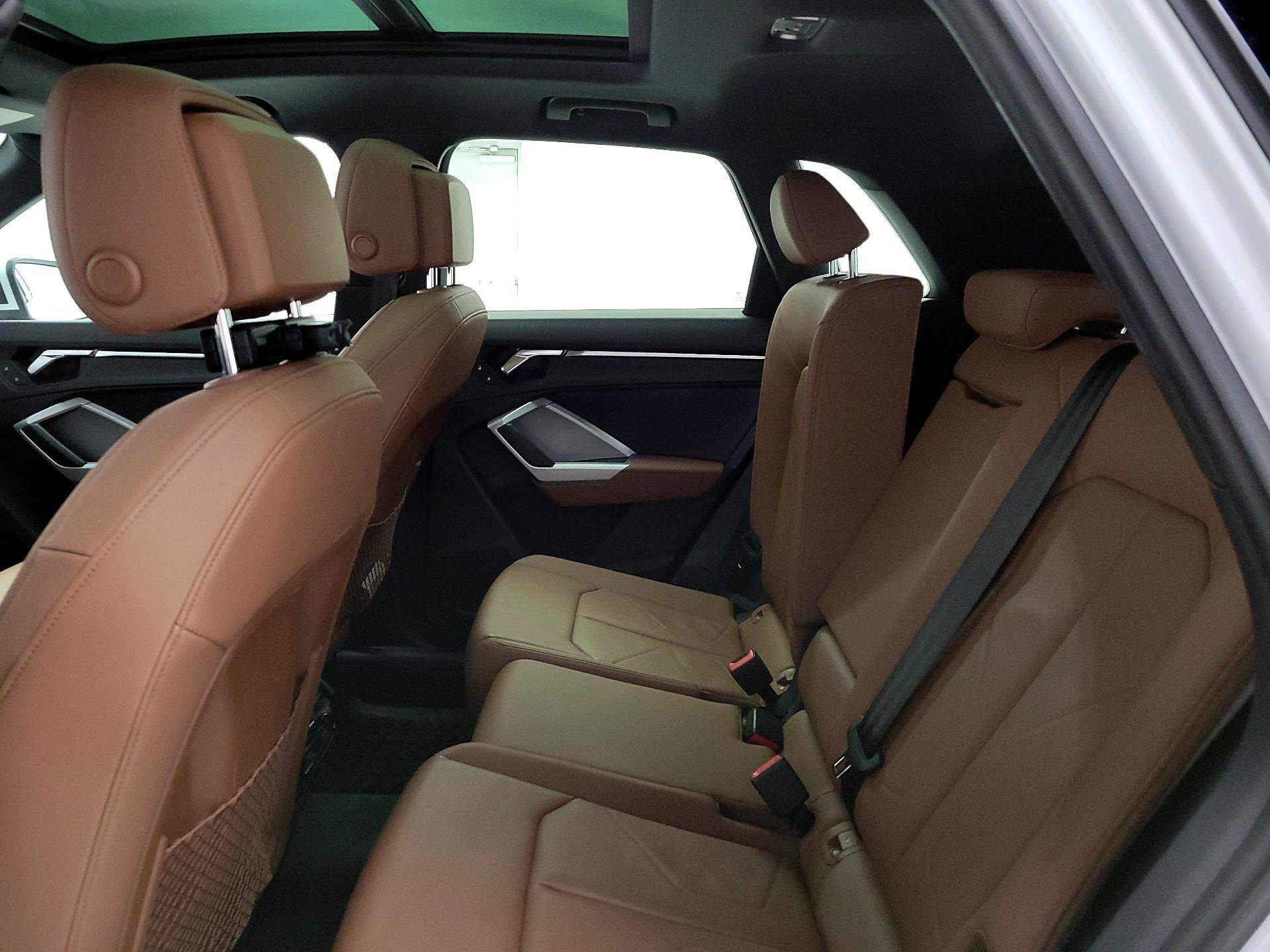 Thumbnail: 2021 Audi Q3 - 20