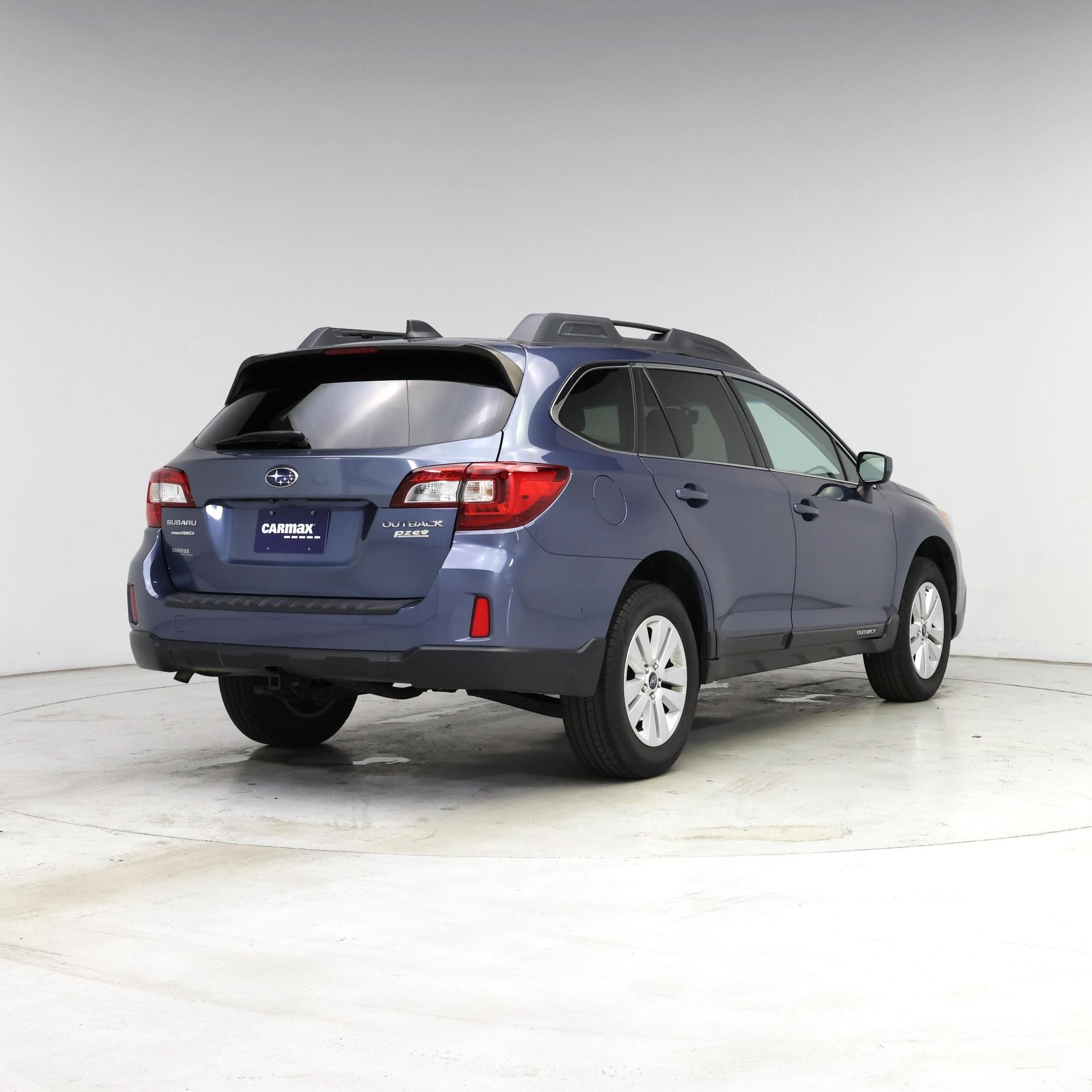 Thumbnail: 2017 Subaru Outback - 8