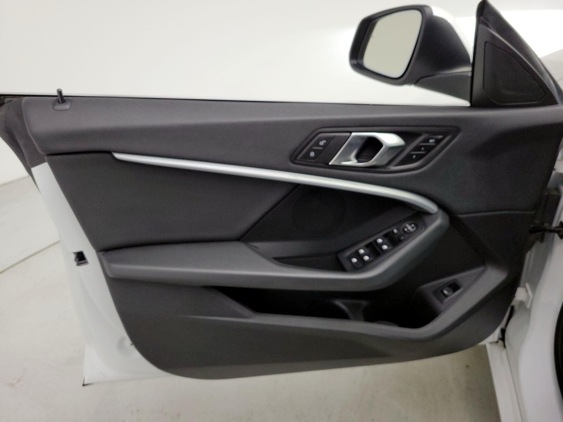 Thumbnail: 2024 BMW 2 Series - 12