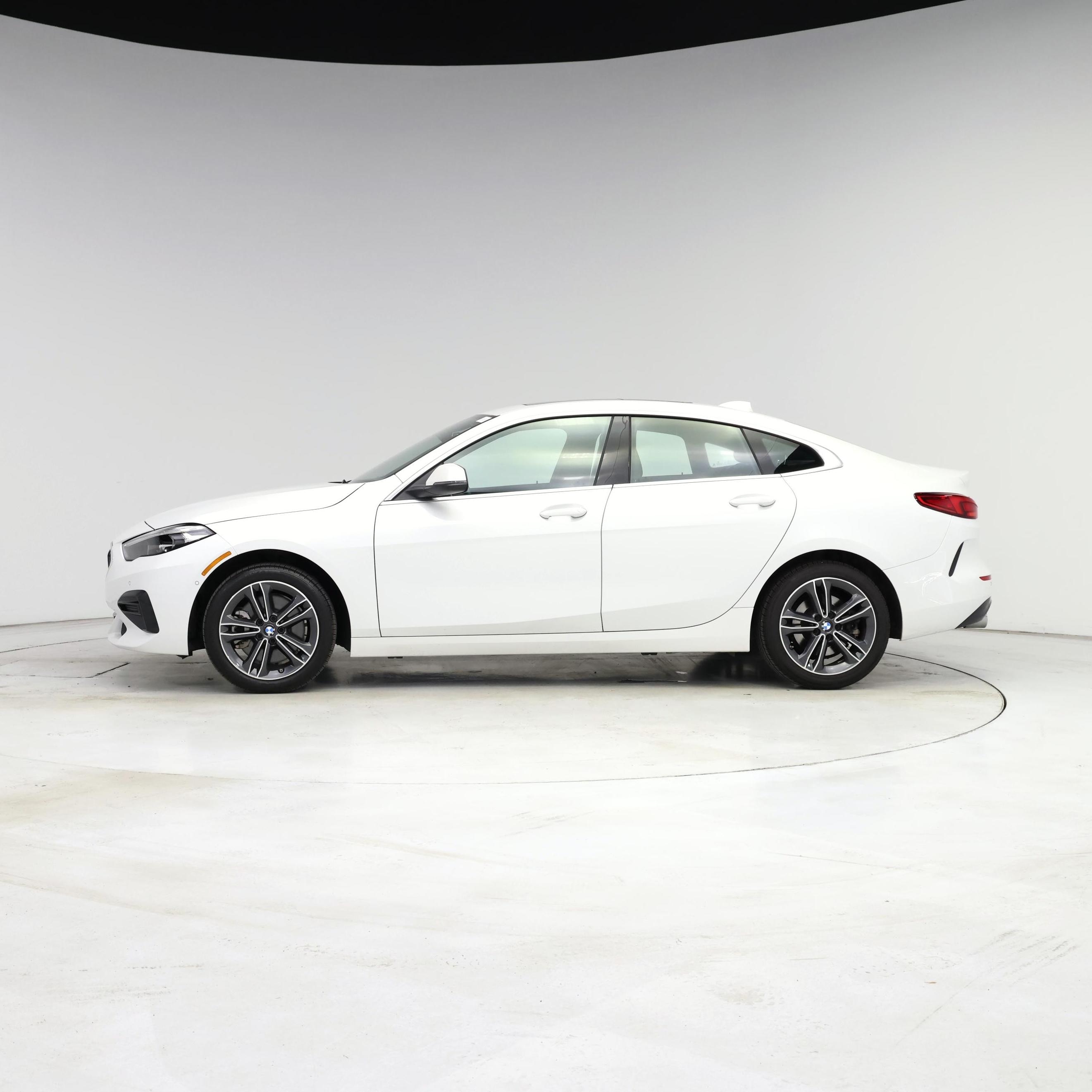 Thumbnail: 2024 BMW 2 Series - 3
