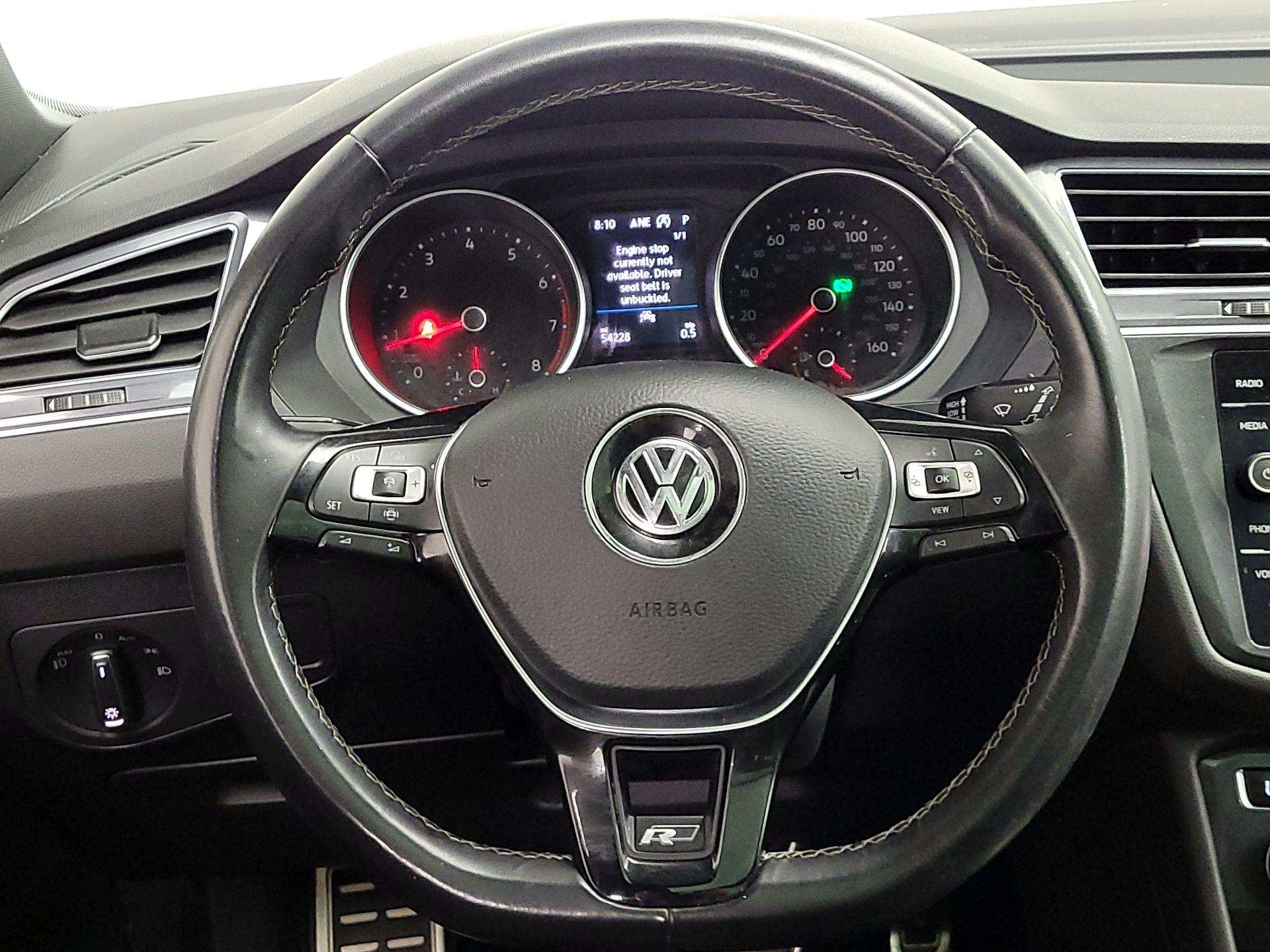 Thumbnail: 2021 Volkswagen Tiguan - 10