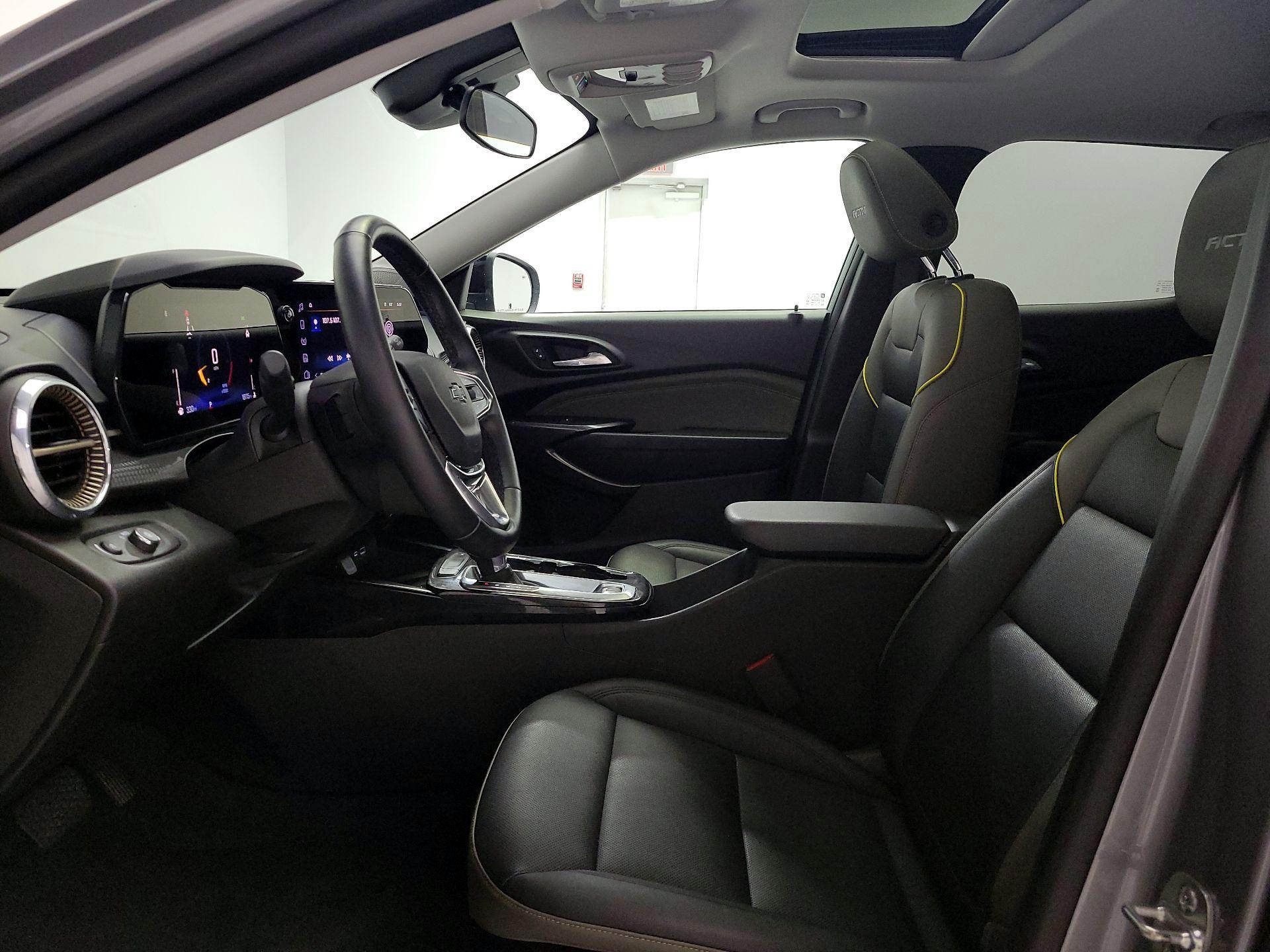 Thumbnail: 2025 Chevrolet Trax - 11
