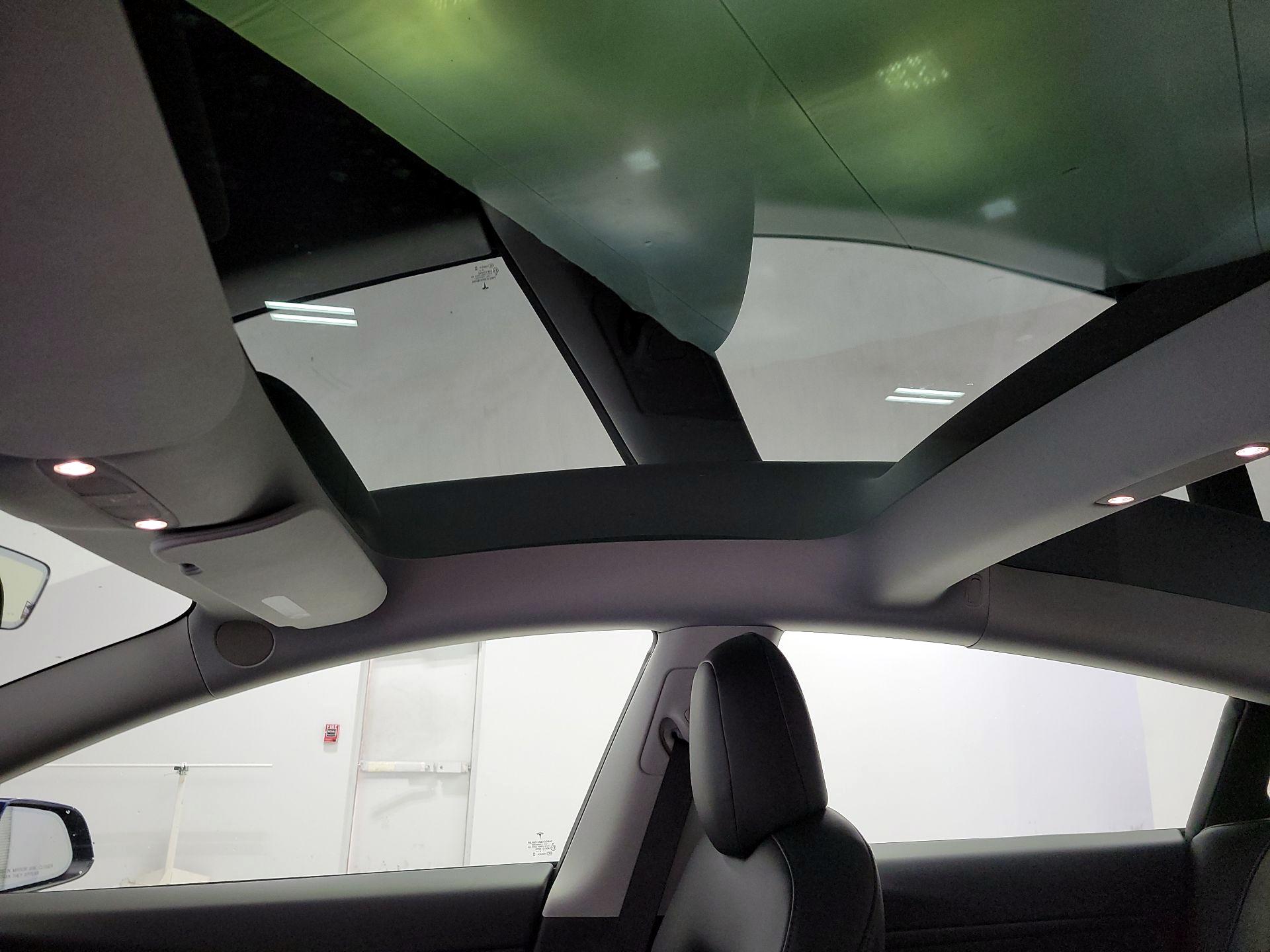 Thumbnail: 2021 Tesla Model 3 - 18