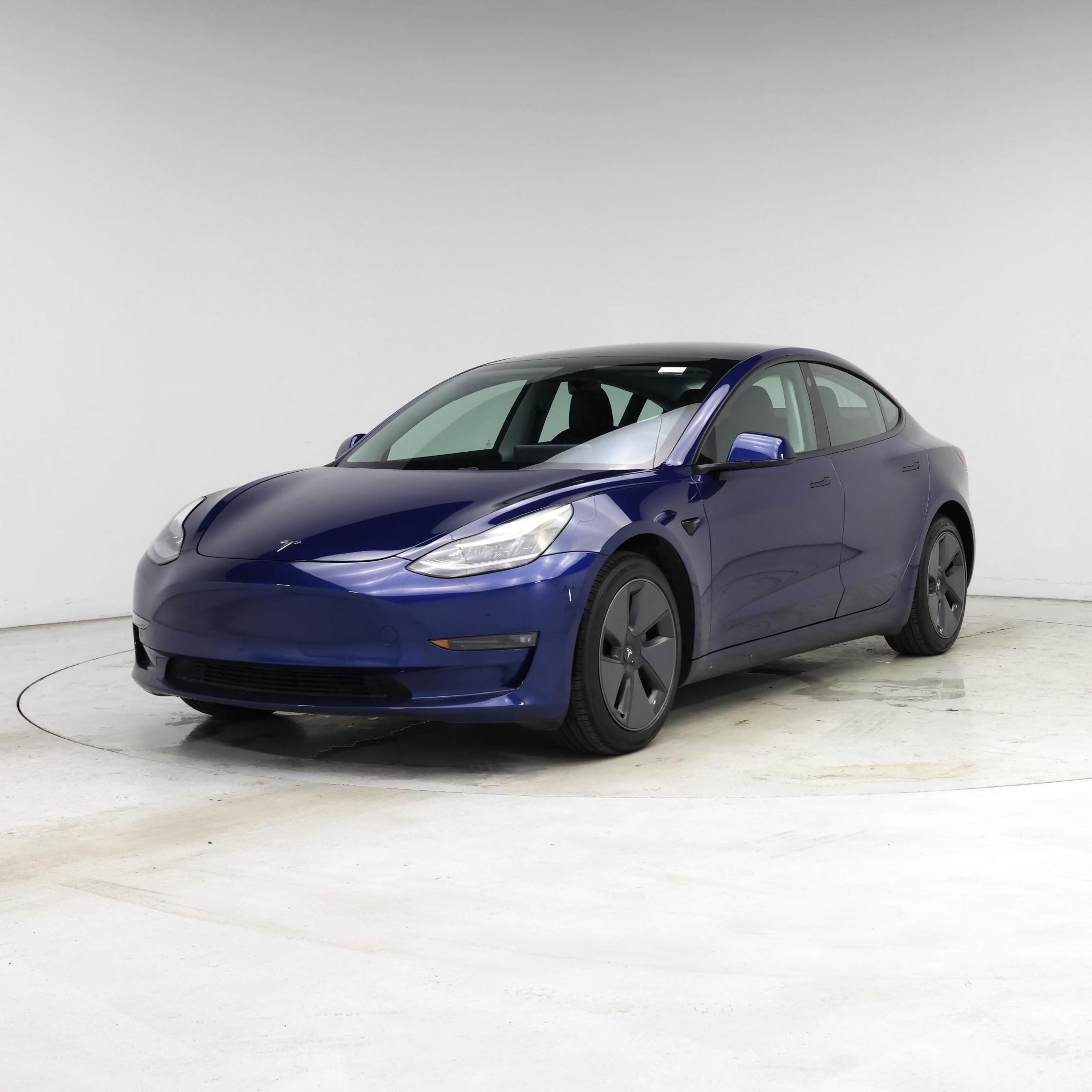 Thumbnail: 2021 Tesla Model 3 - 4