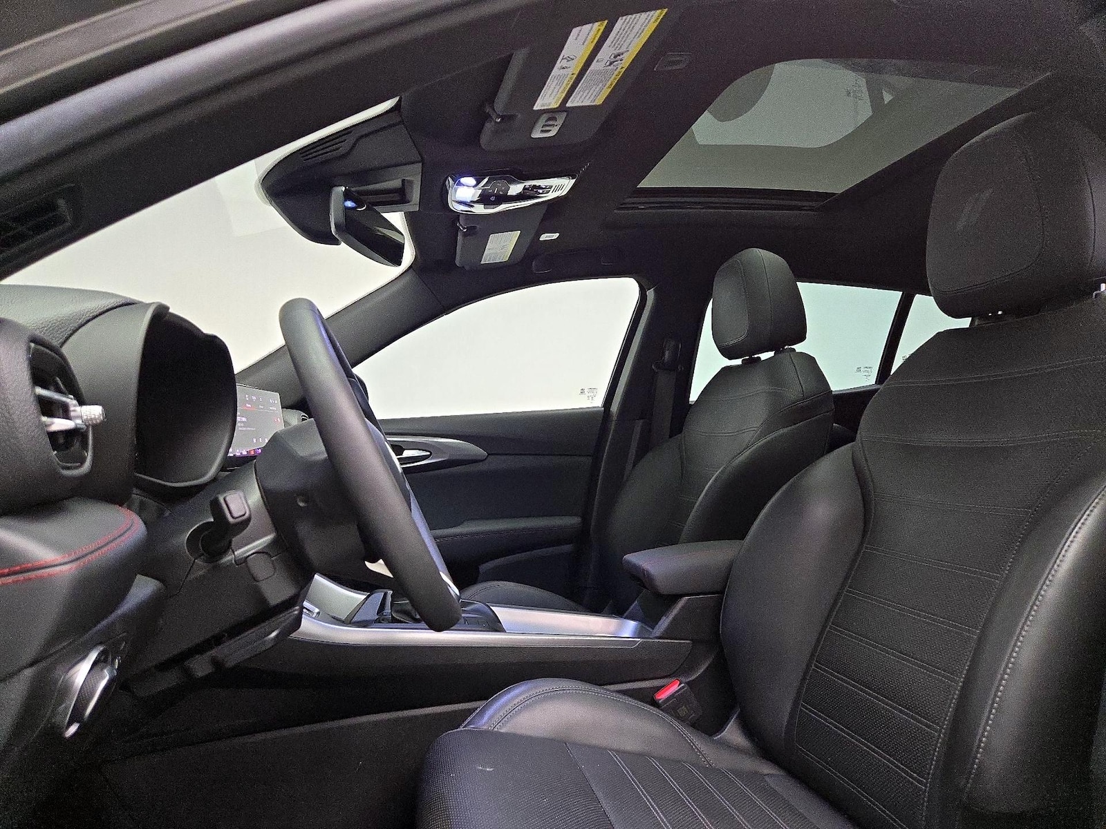 Sunroof(s) & Overhead Airbags