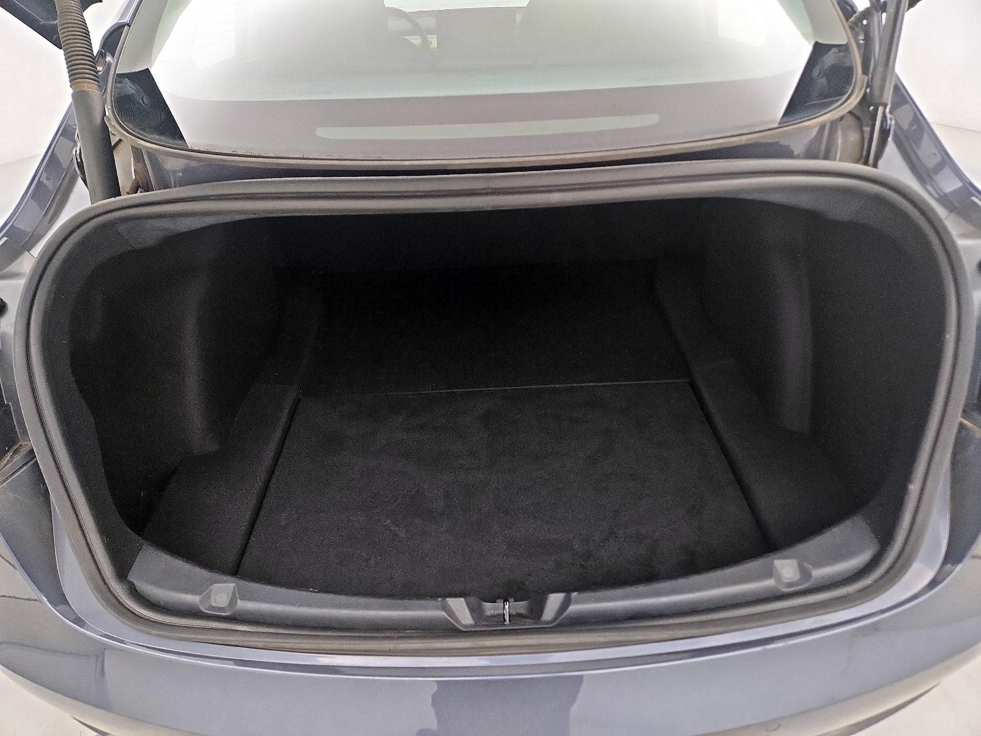 Thumbnail: 2022 Tesla Model 3 - 19