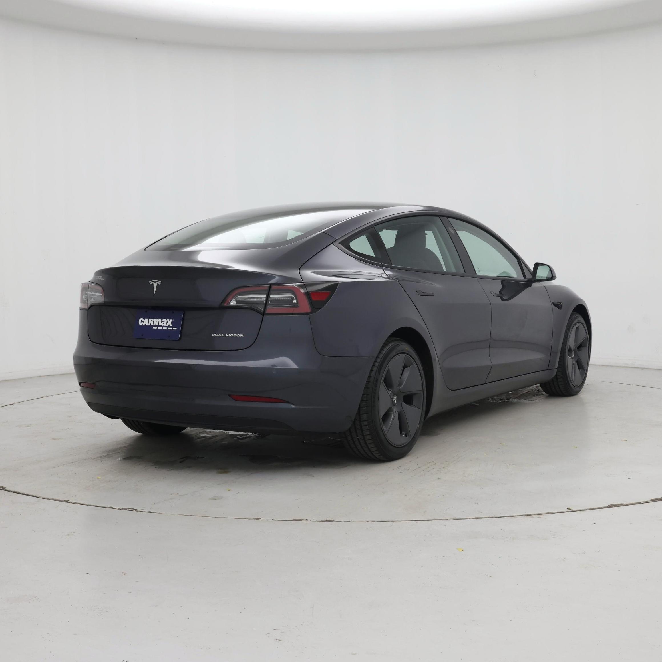 Thumbnail: 2022 Tesla Model 3 - 8