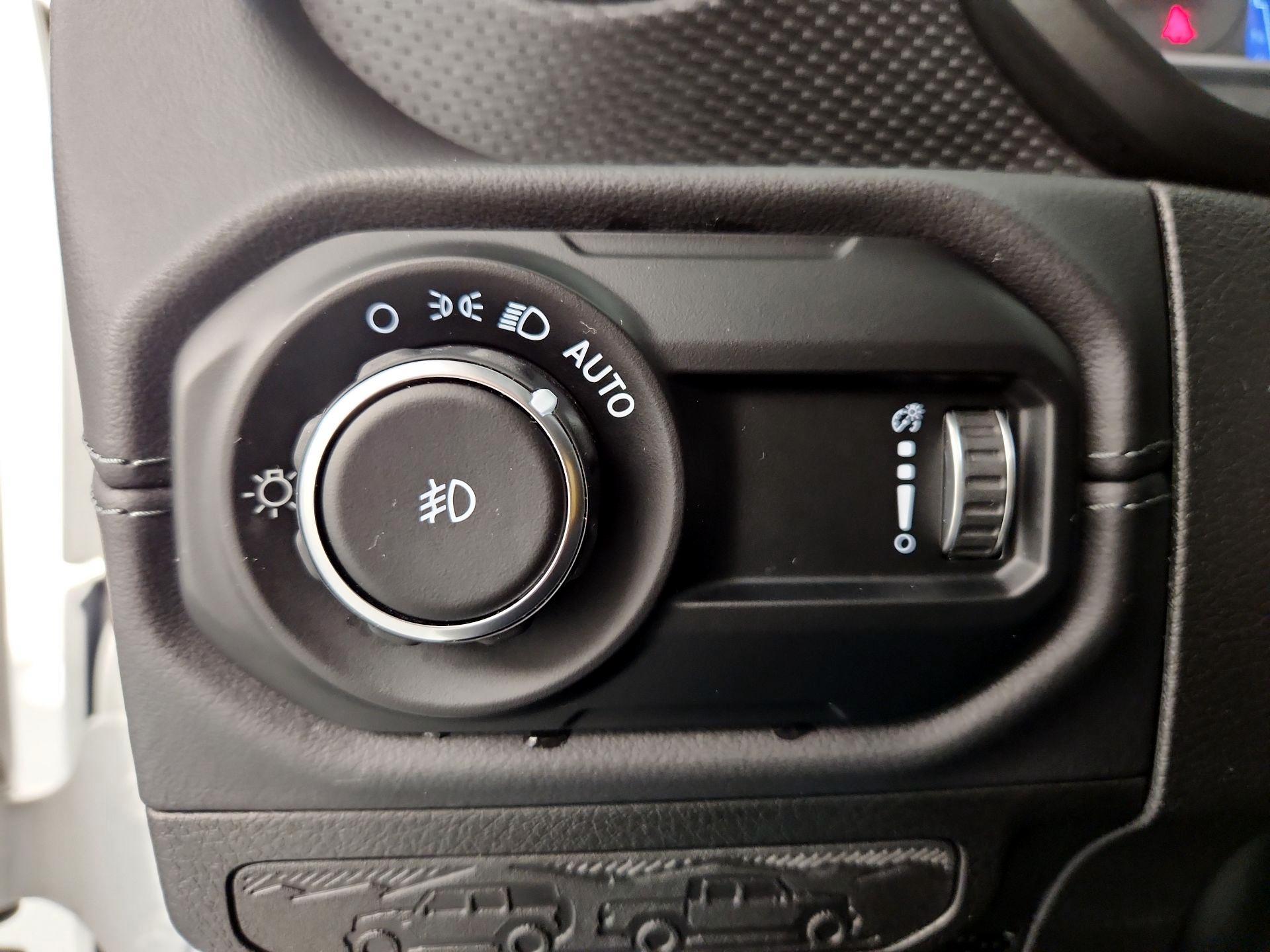 Thumbnail: 2025 Jeep Wrangler - 13