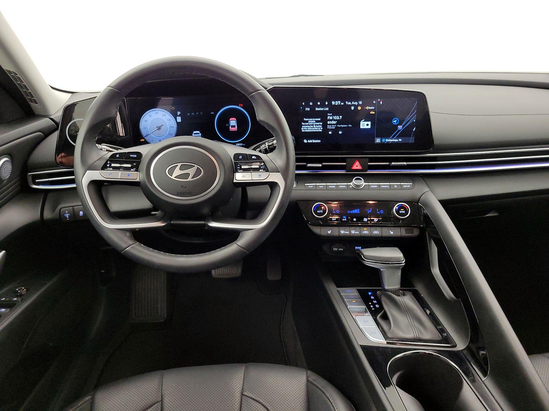 Thumbnail: 2024 Hyundai Elantra - 10