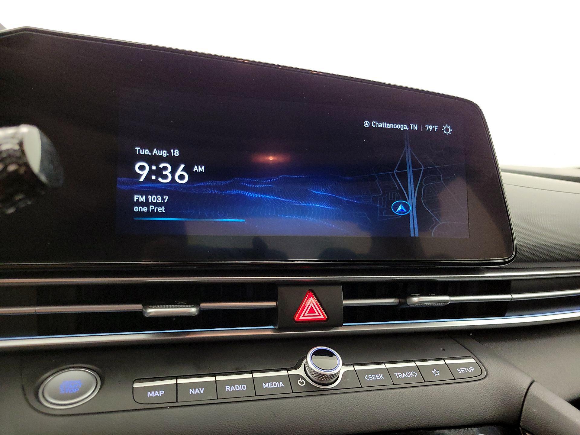 Thumbnail: 2024 Hyundai Elantra - 16