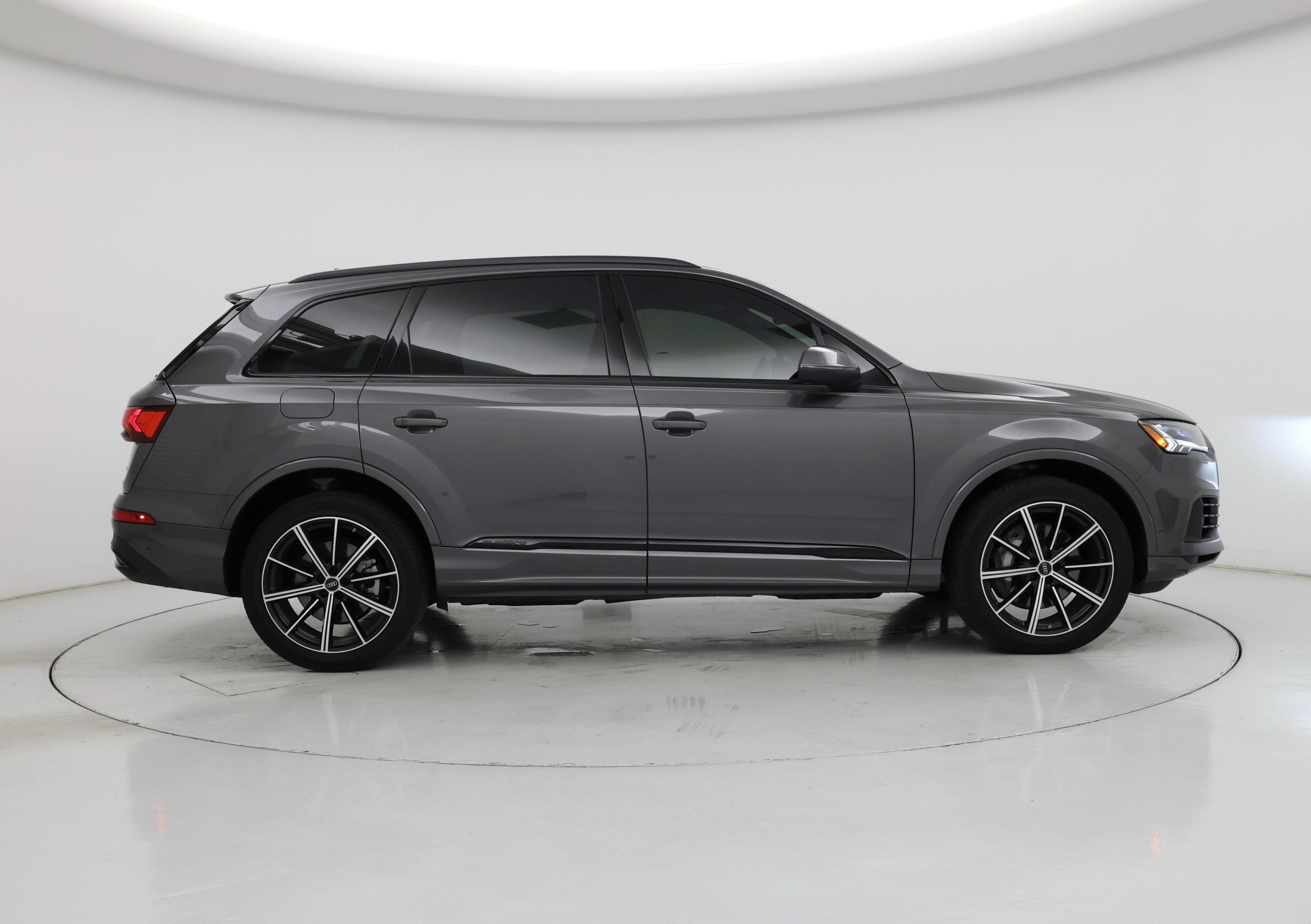 Thumbnail: 2024 Audi Q7 - 7