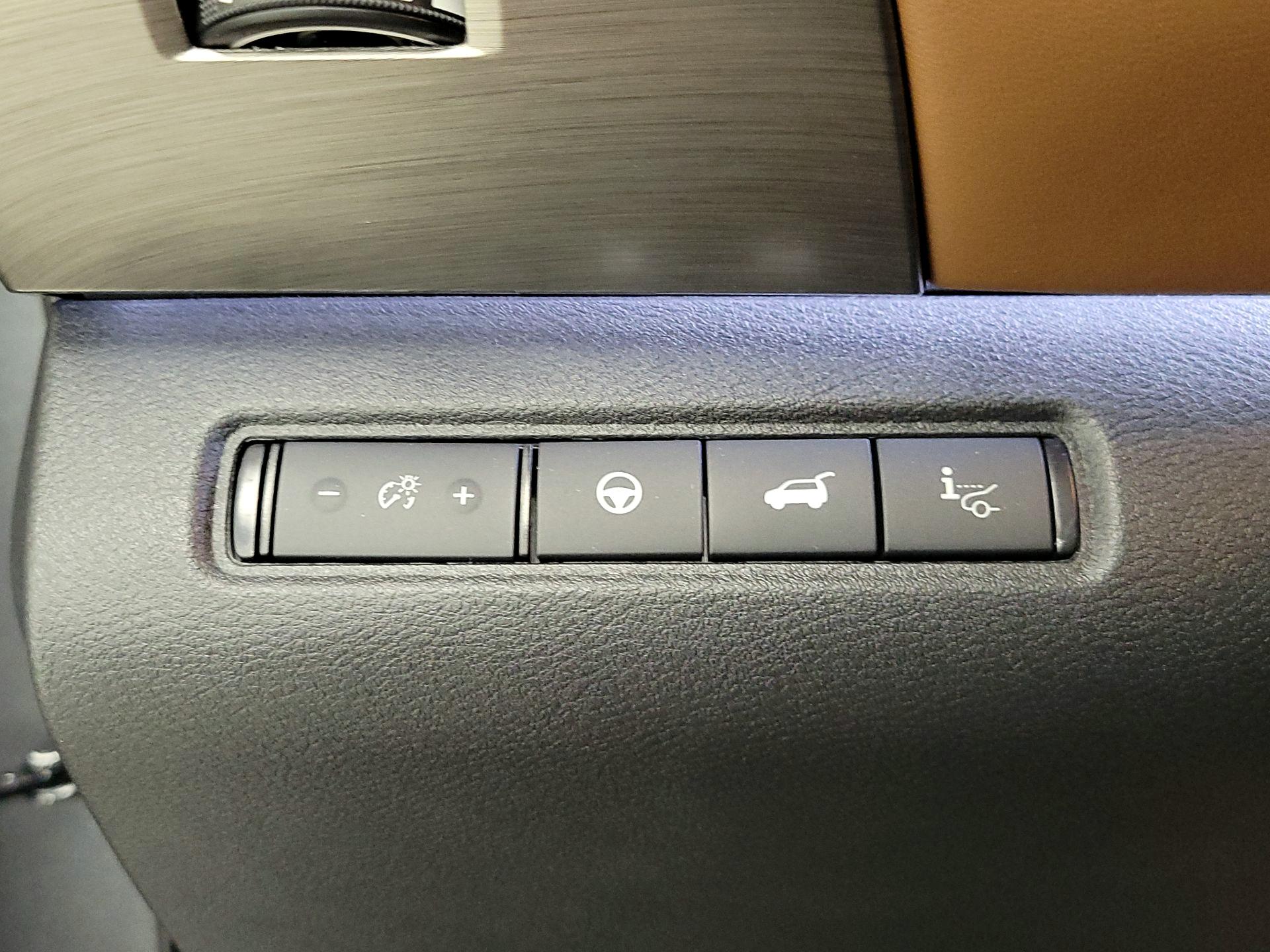 Thumbnail: 2025 Nissan Pathfinder - 13