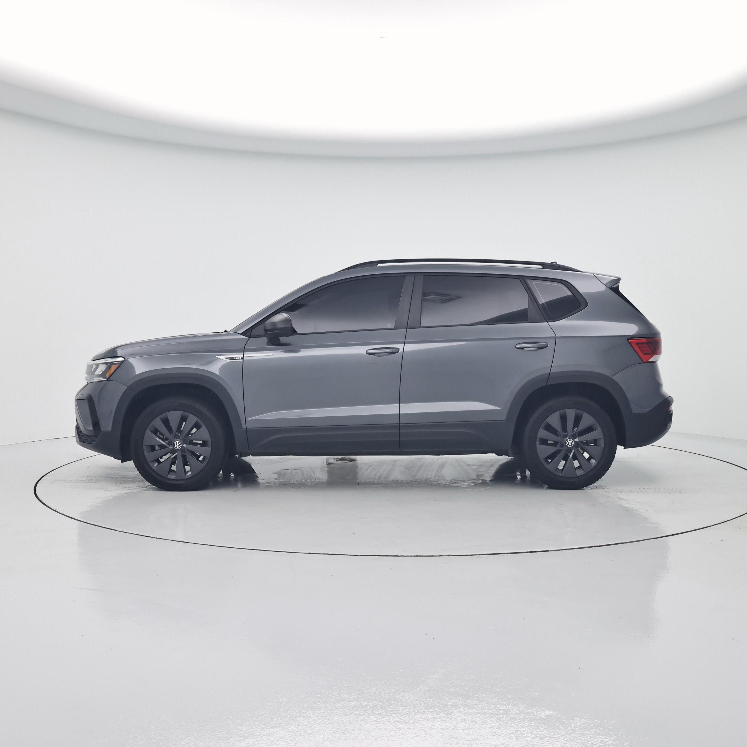 Thumbnail: 2023 Volkswagen Taos - 3
