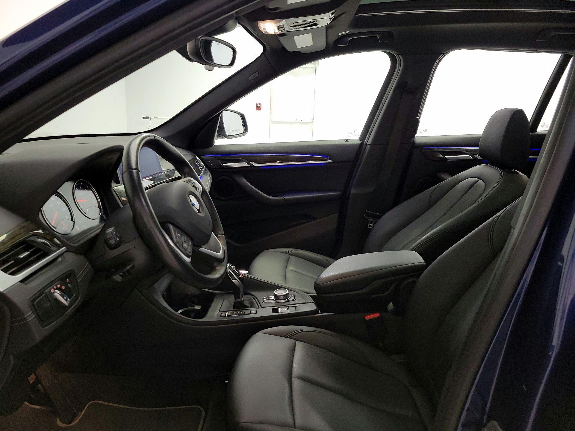 Thumbnail: 2021 BMW X1 - 11