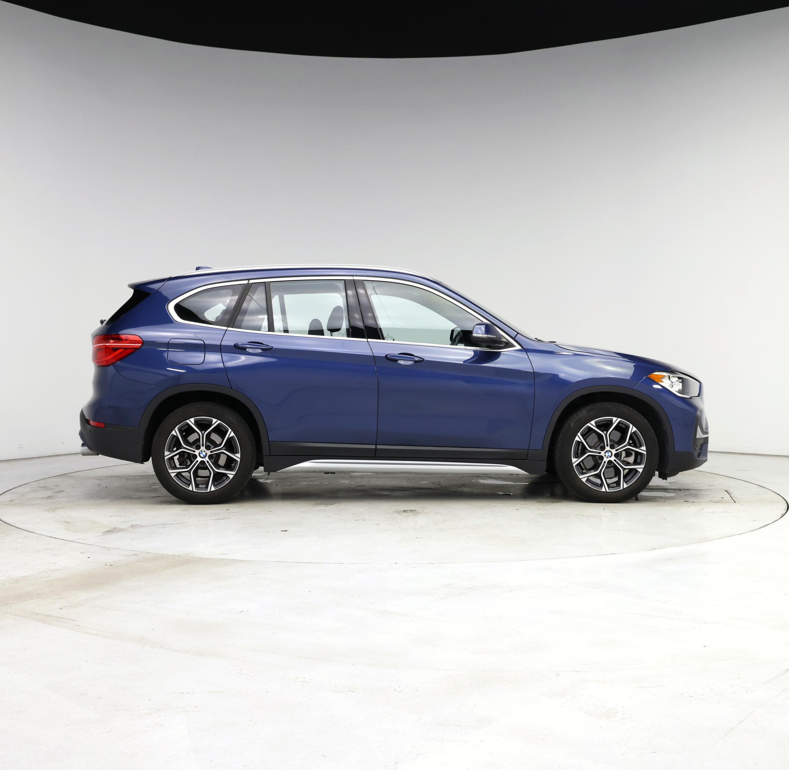 Thumbnail: 2021 BMW X1 - 7