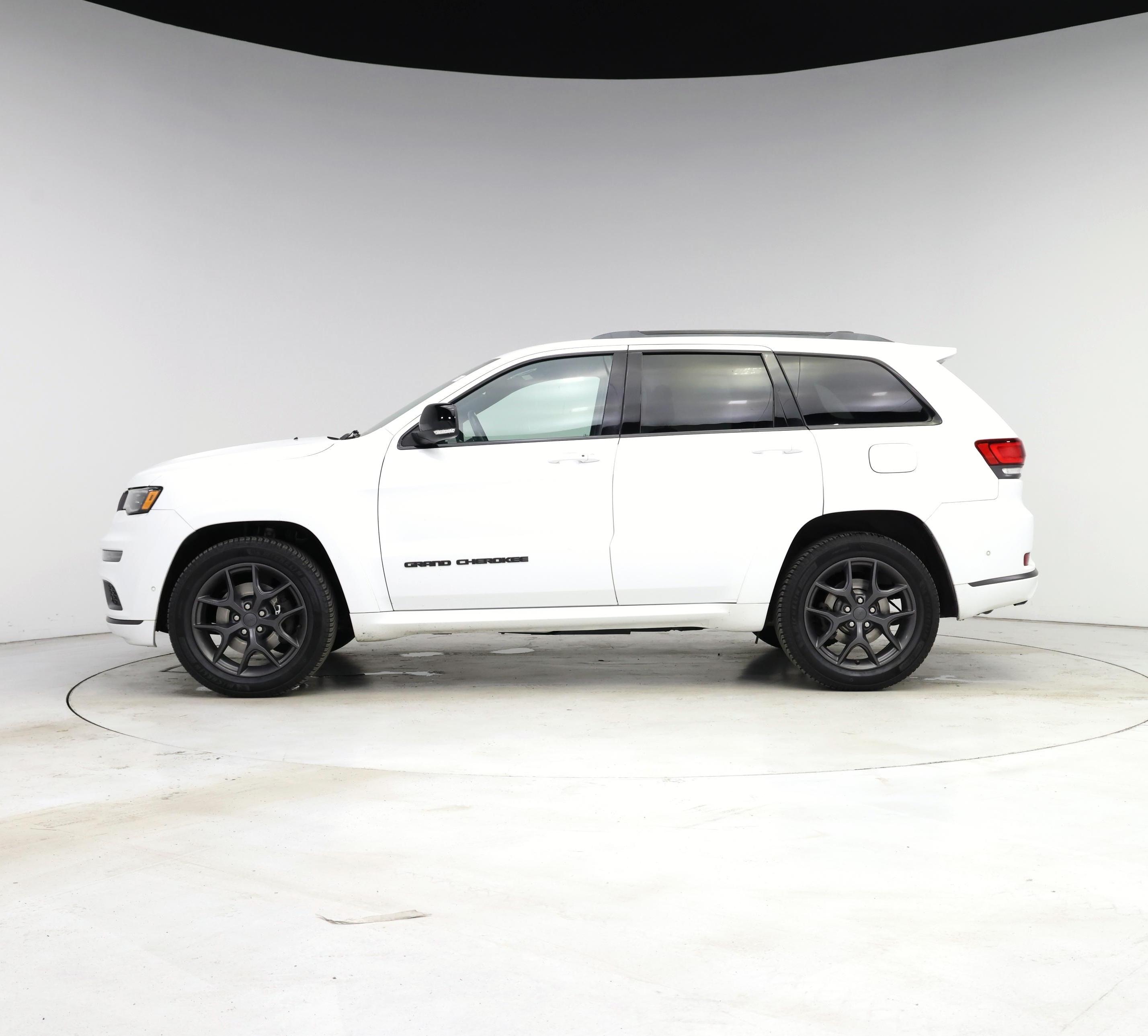 Thumbnail: 2019 Jeep Grand Cherokee - 3