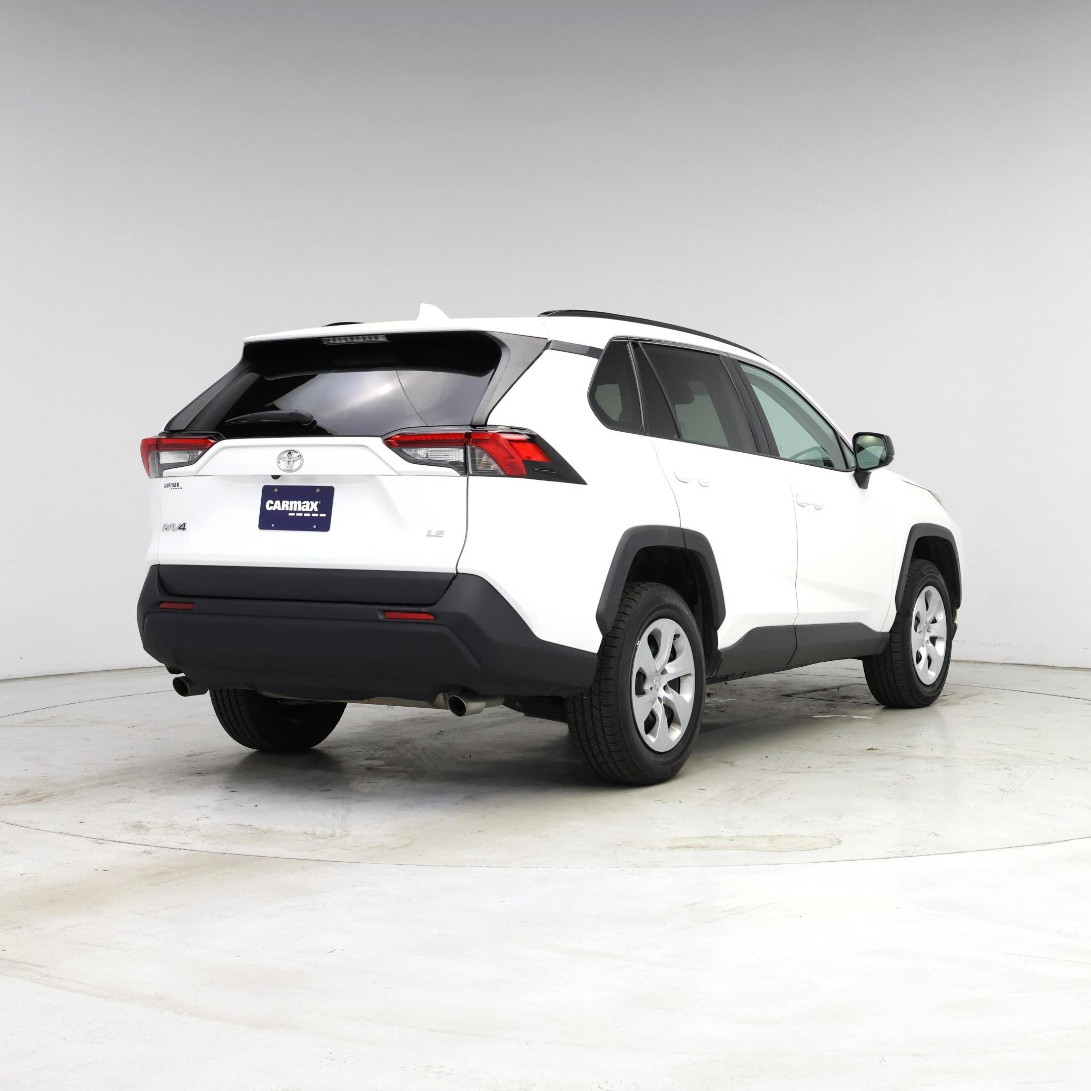 Thumbnail: 2021 Toyota RAV4 - 8