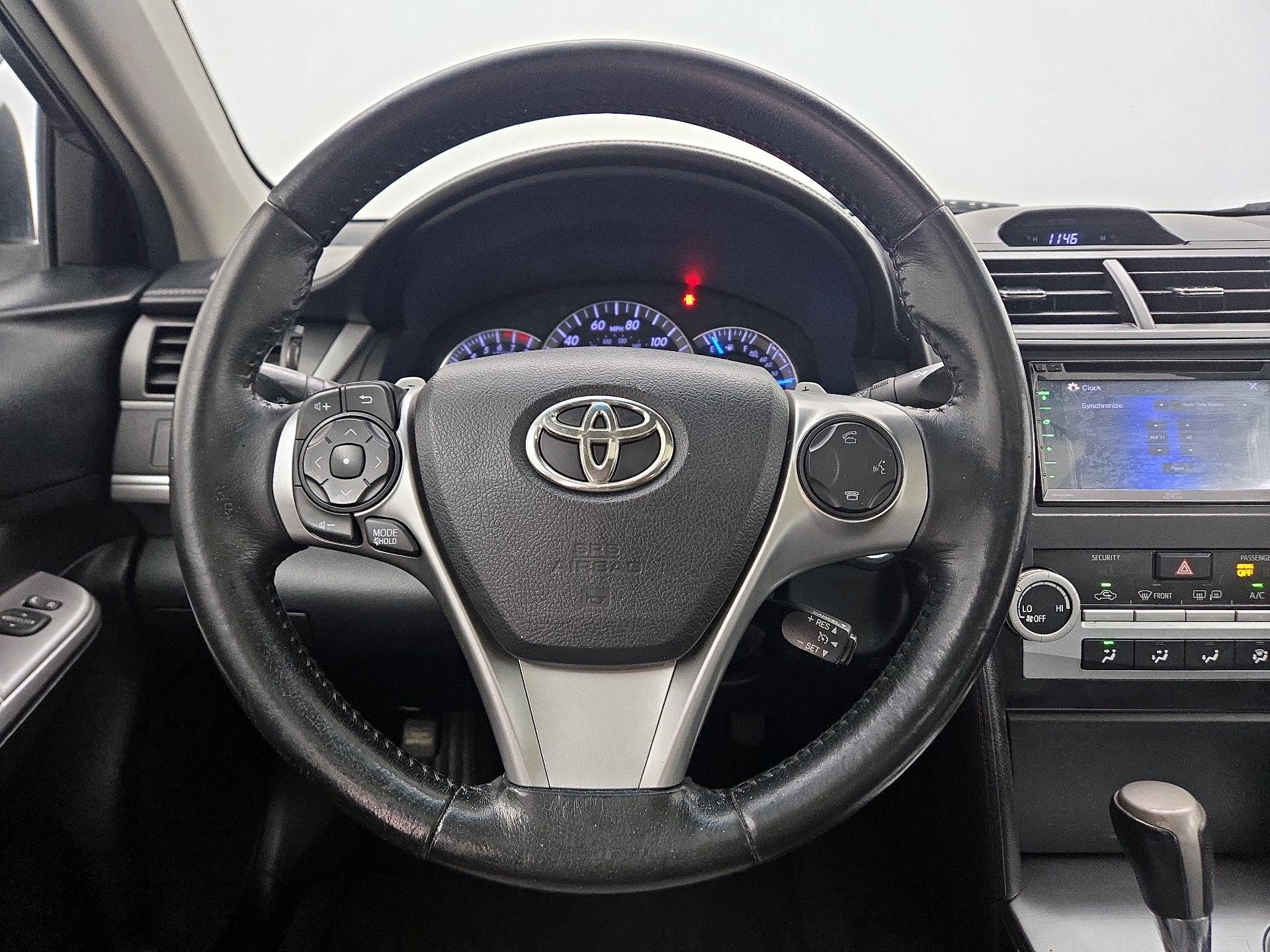 Thumbnail: 2014 Toyota Camry - 10