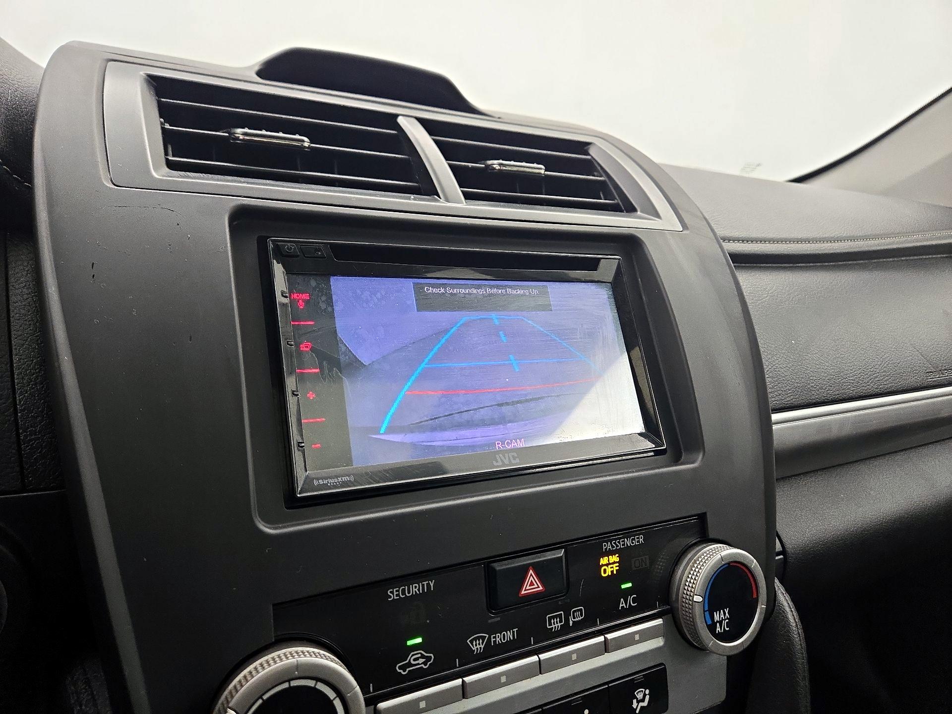 Thumbnail: 2014 Toyota Camry - 14
