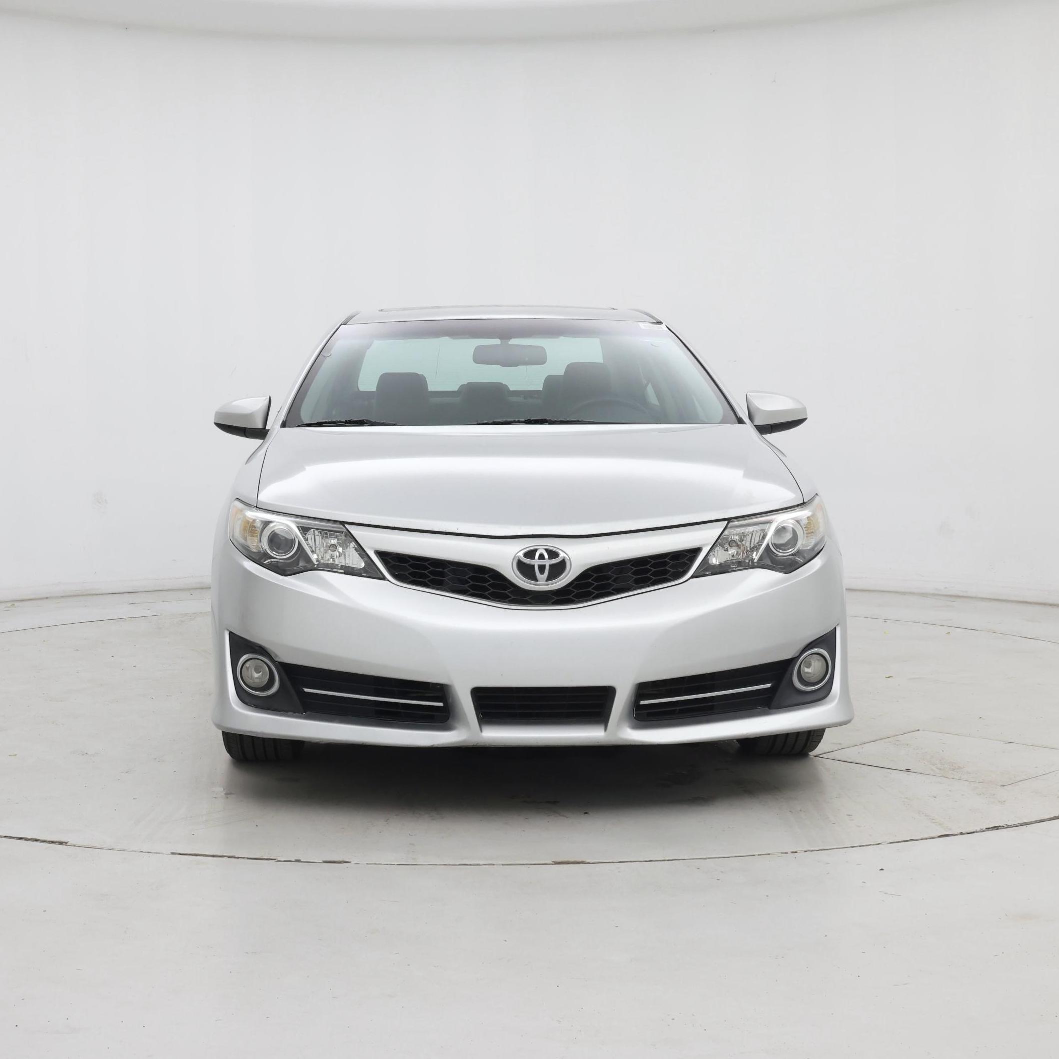 Thumbnail: 2014 Toyota Camry - 5