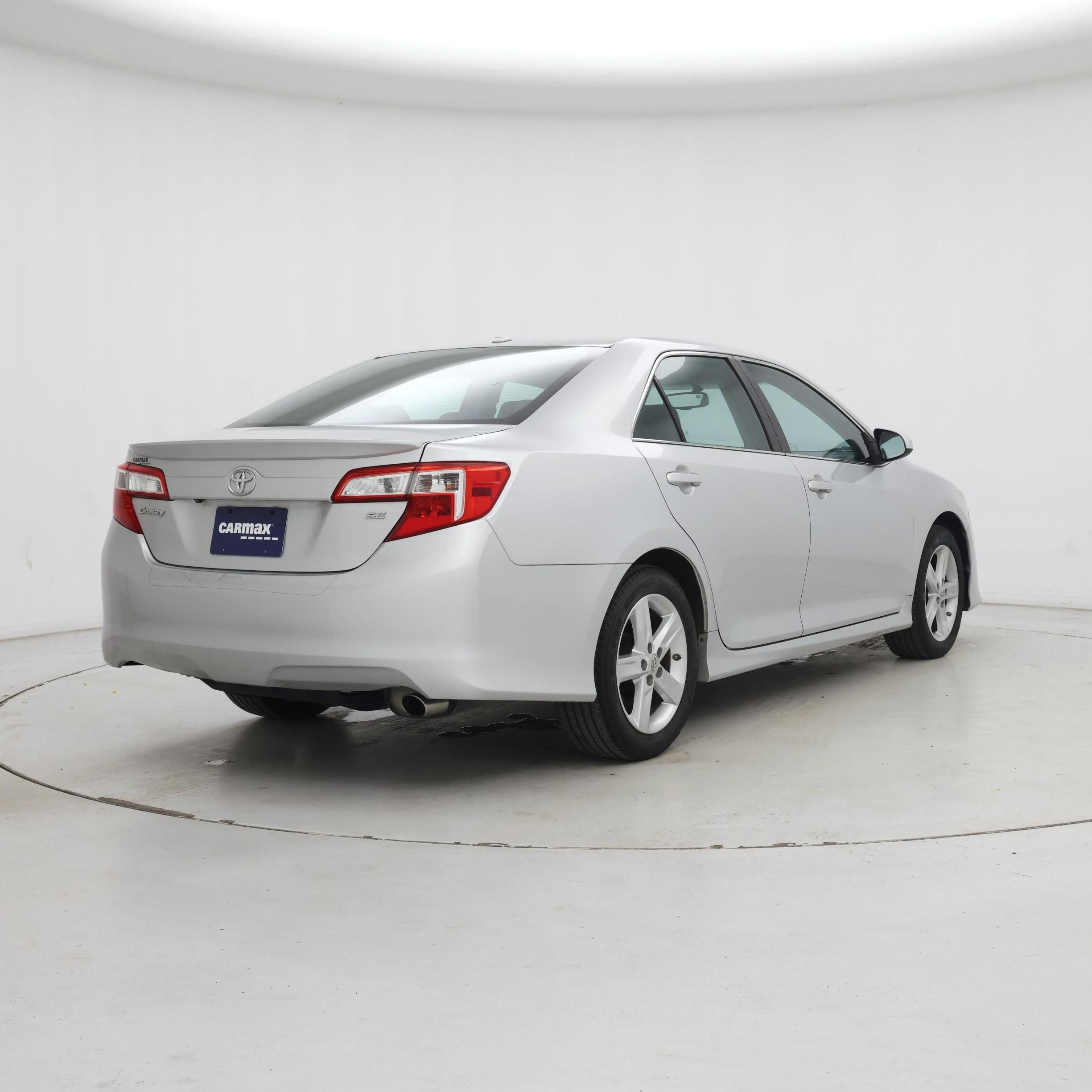 Thumbnail: 2014 Toyota Camry - 8