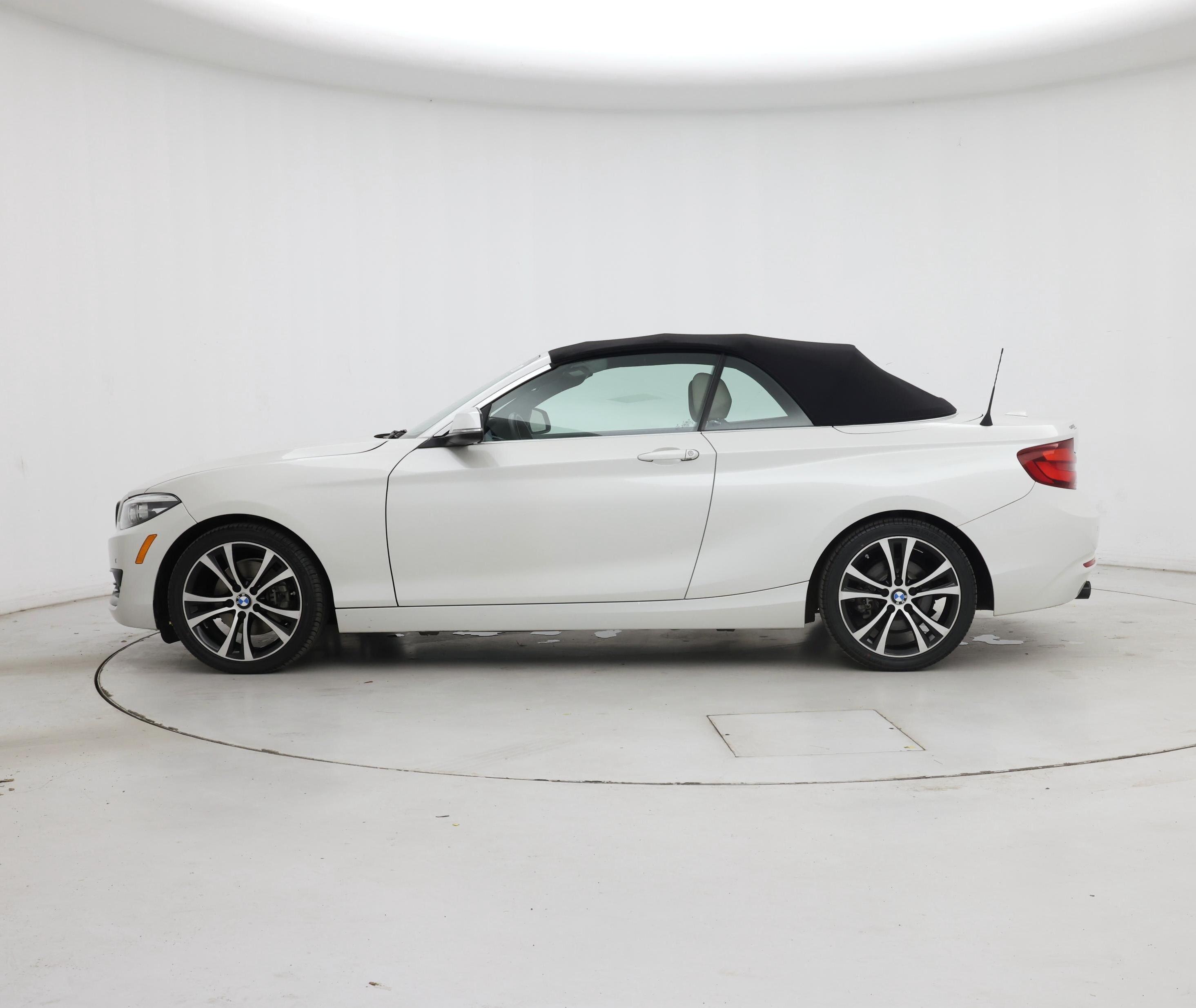 Thumbnail: 2020 BMW 2 Series - 3