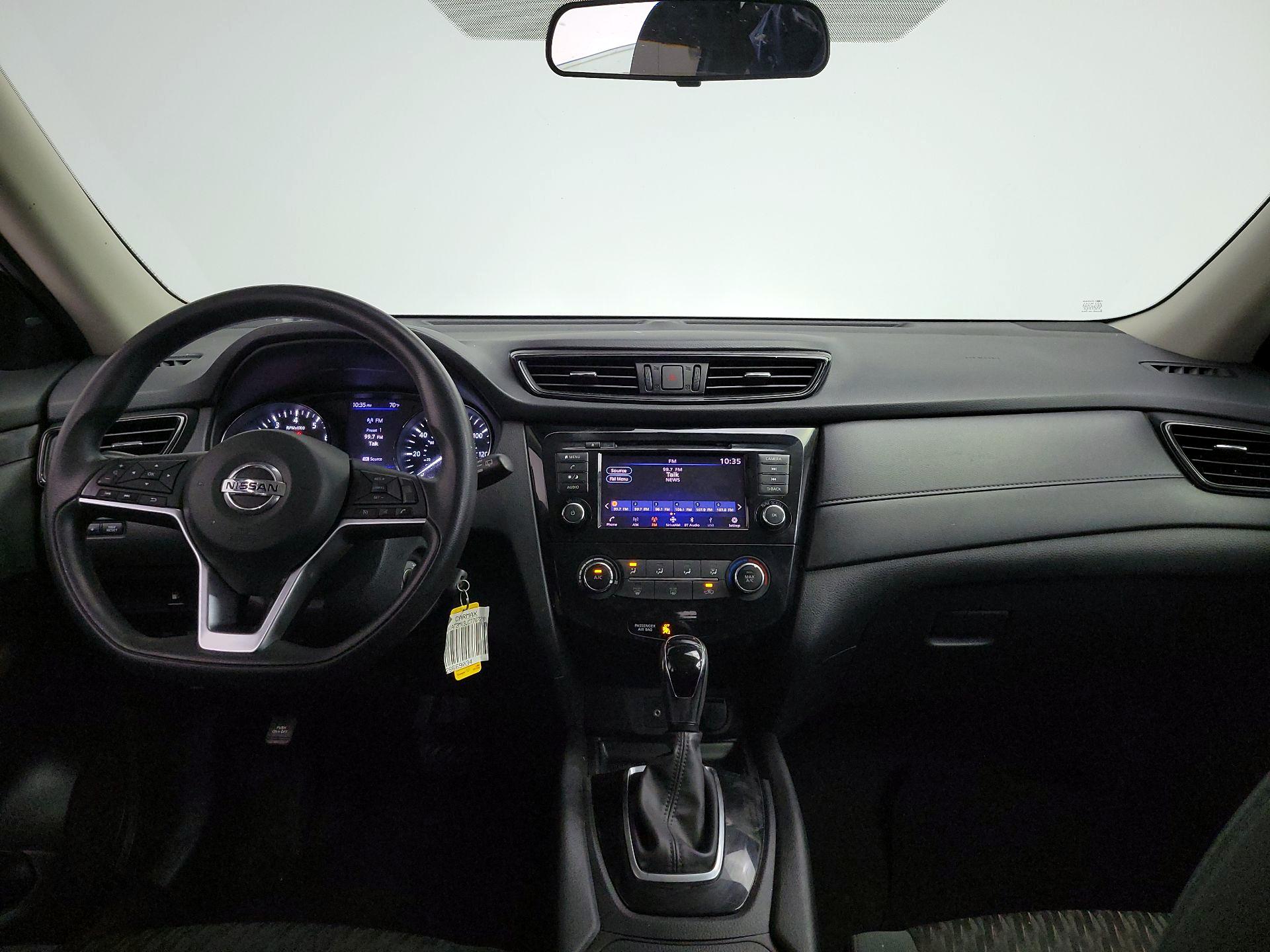 Thumbnail: 2018 Nissan Rogue - 9