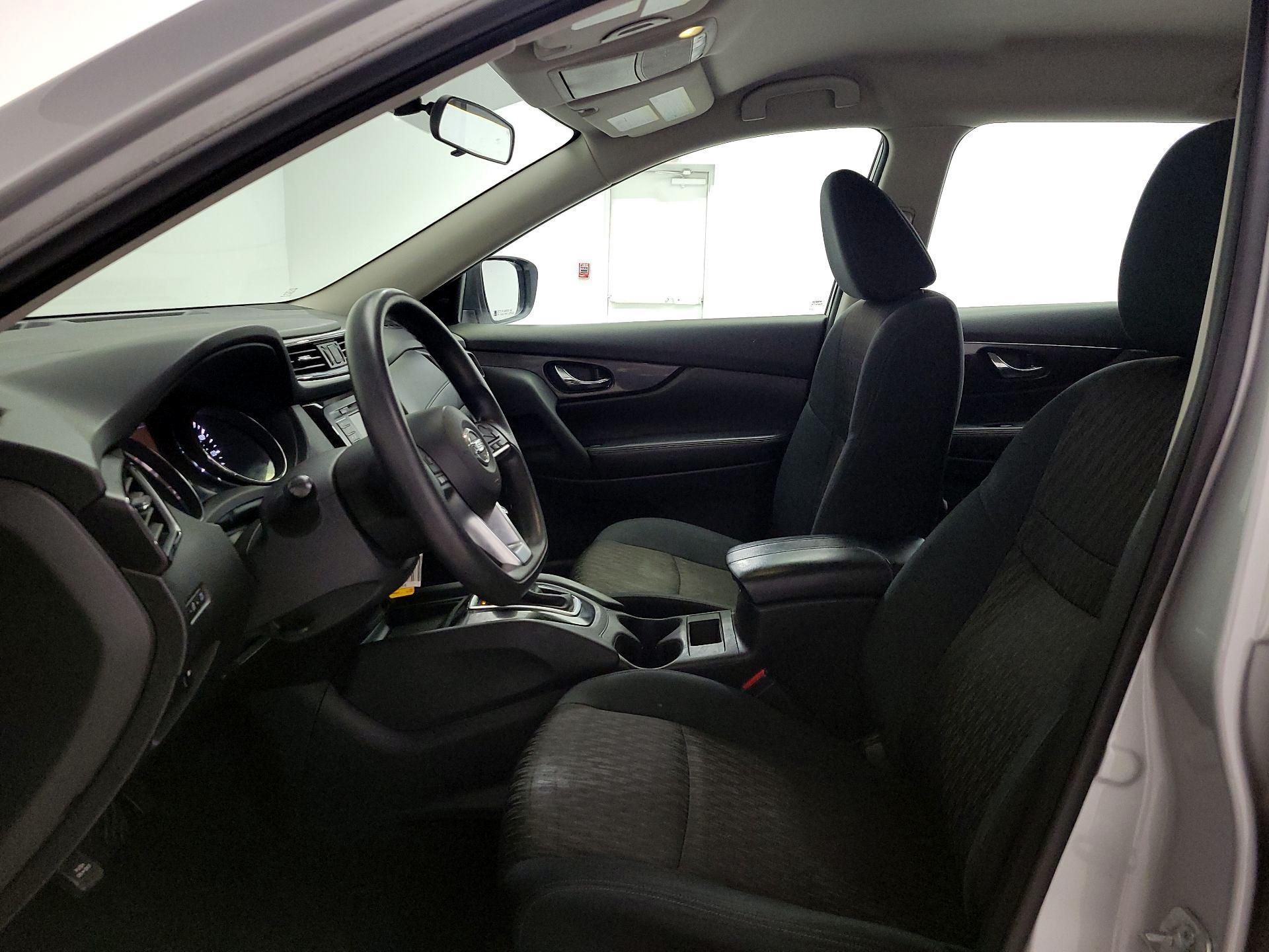 Thumbnail: 2018 Nissan Rogue - 11