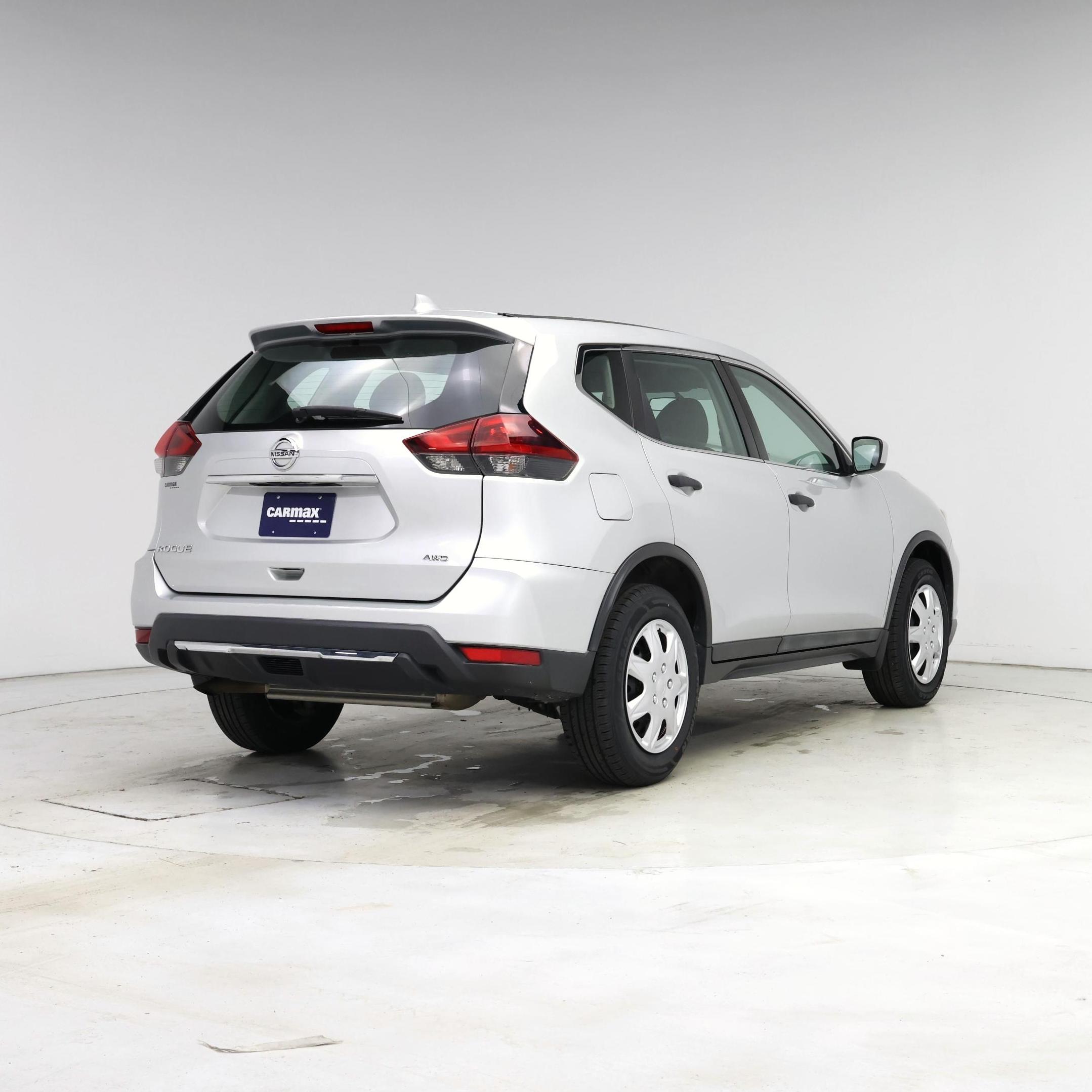 Thumbnail: 2018 Nissan Rogue - 8