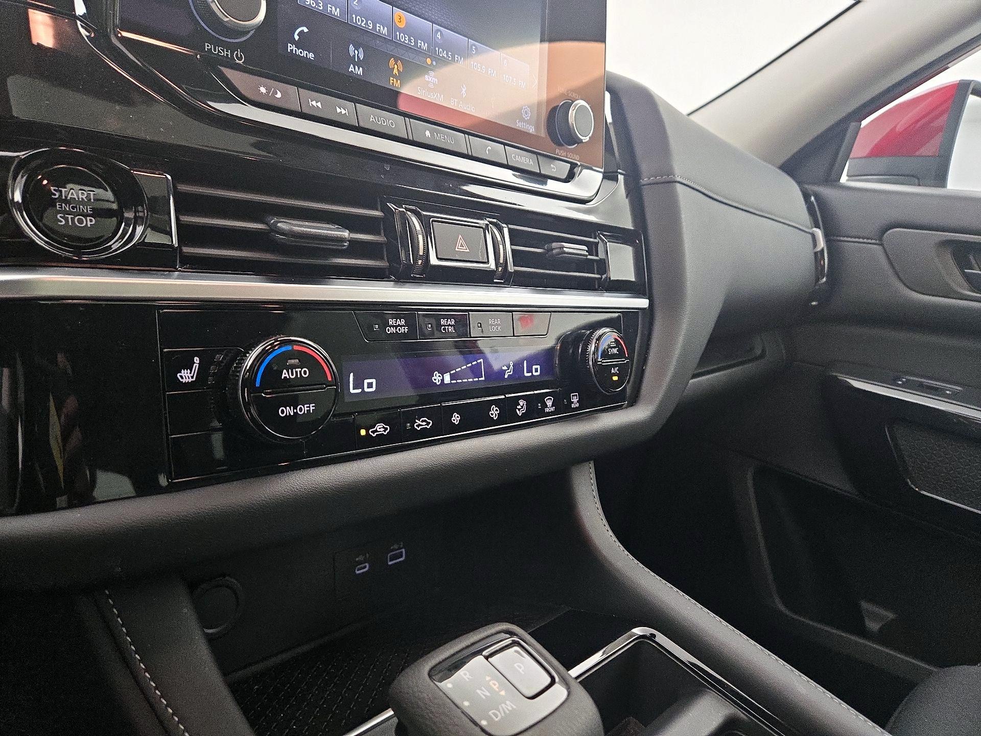 Thumbnail: 2025 Nissan Pathfinder - 16