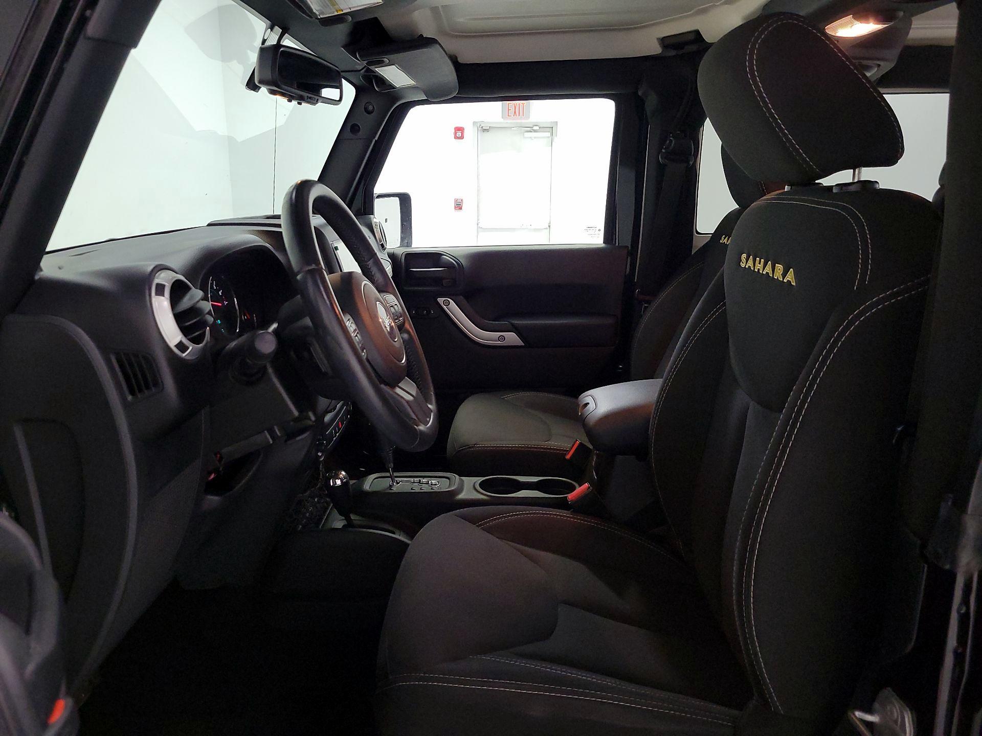 Thumbnail: 2014 Jeep Wrangler - 11
