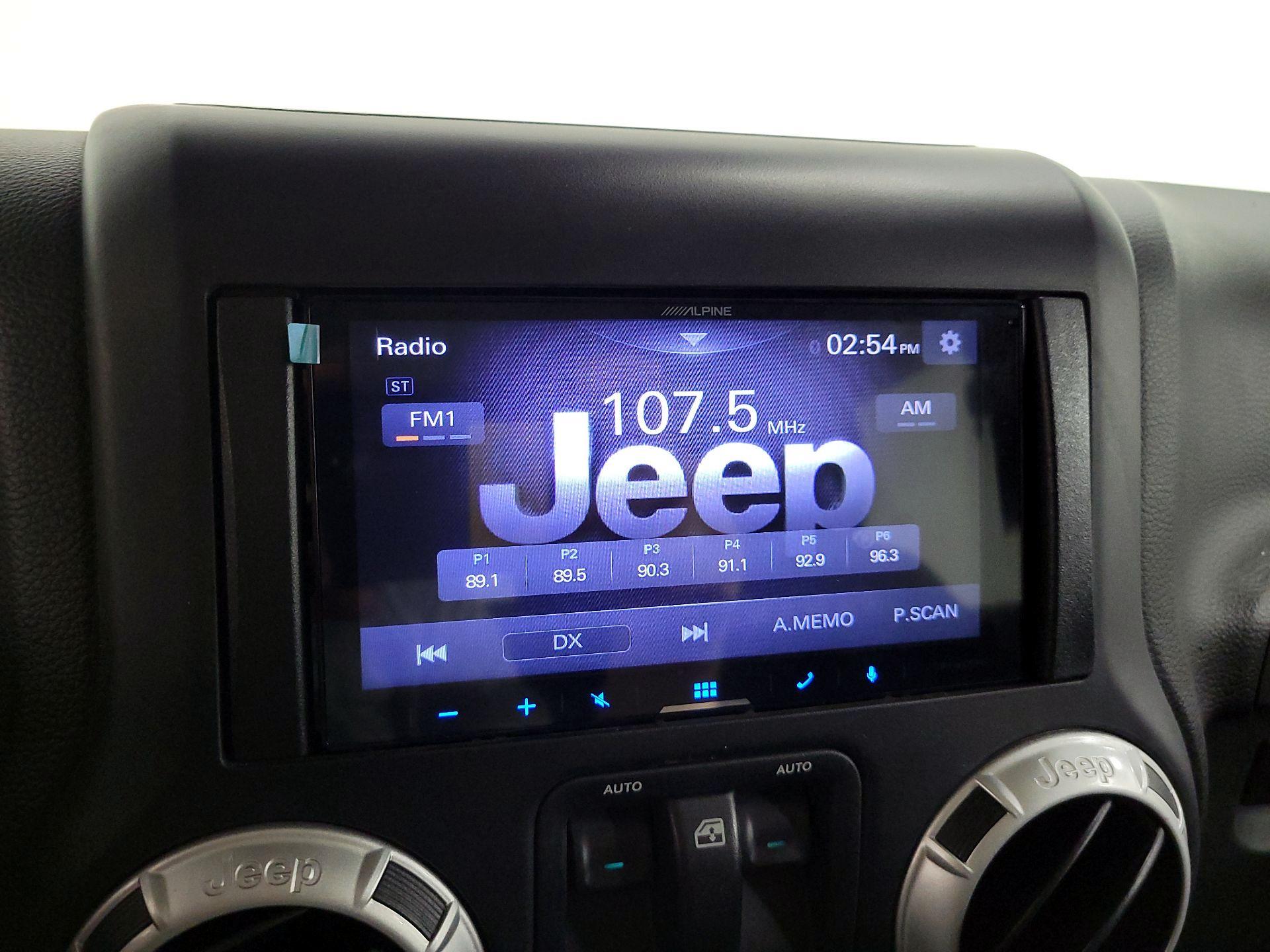 Thumbnail: 2014 Jeep Wrangler - 13