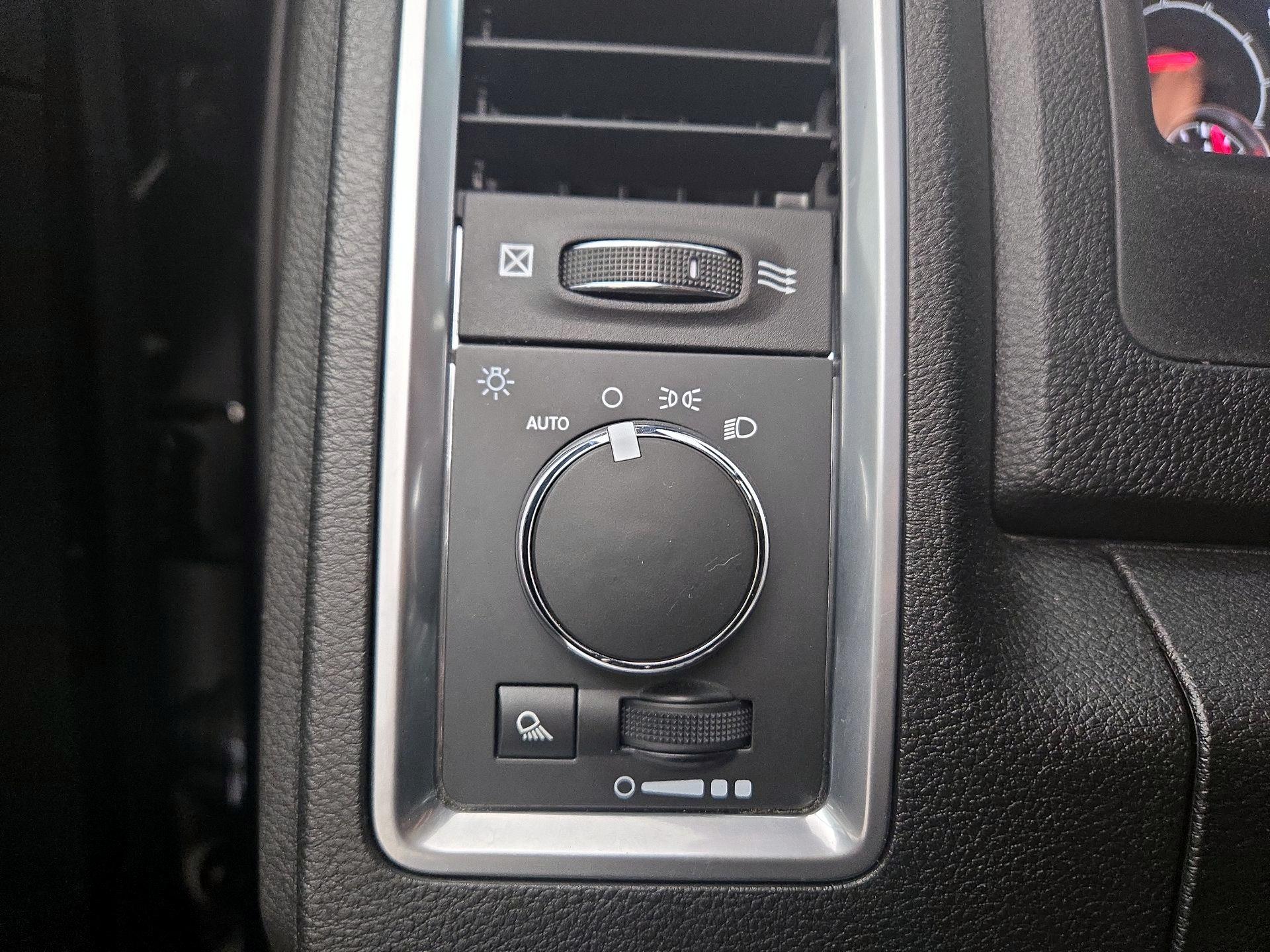 Thumbnail: 2024 RAM 1500 Classic - 13