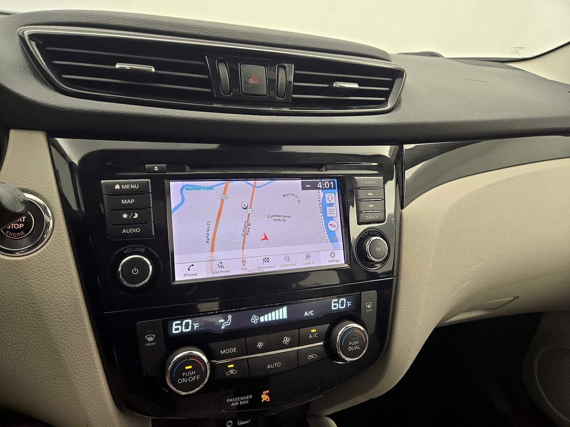Thumbnail: 2021 Nissan Rogue Sport - 14