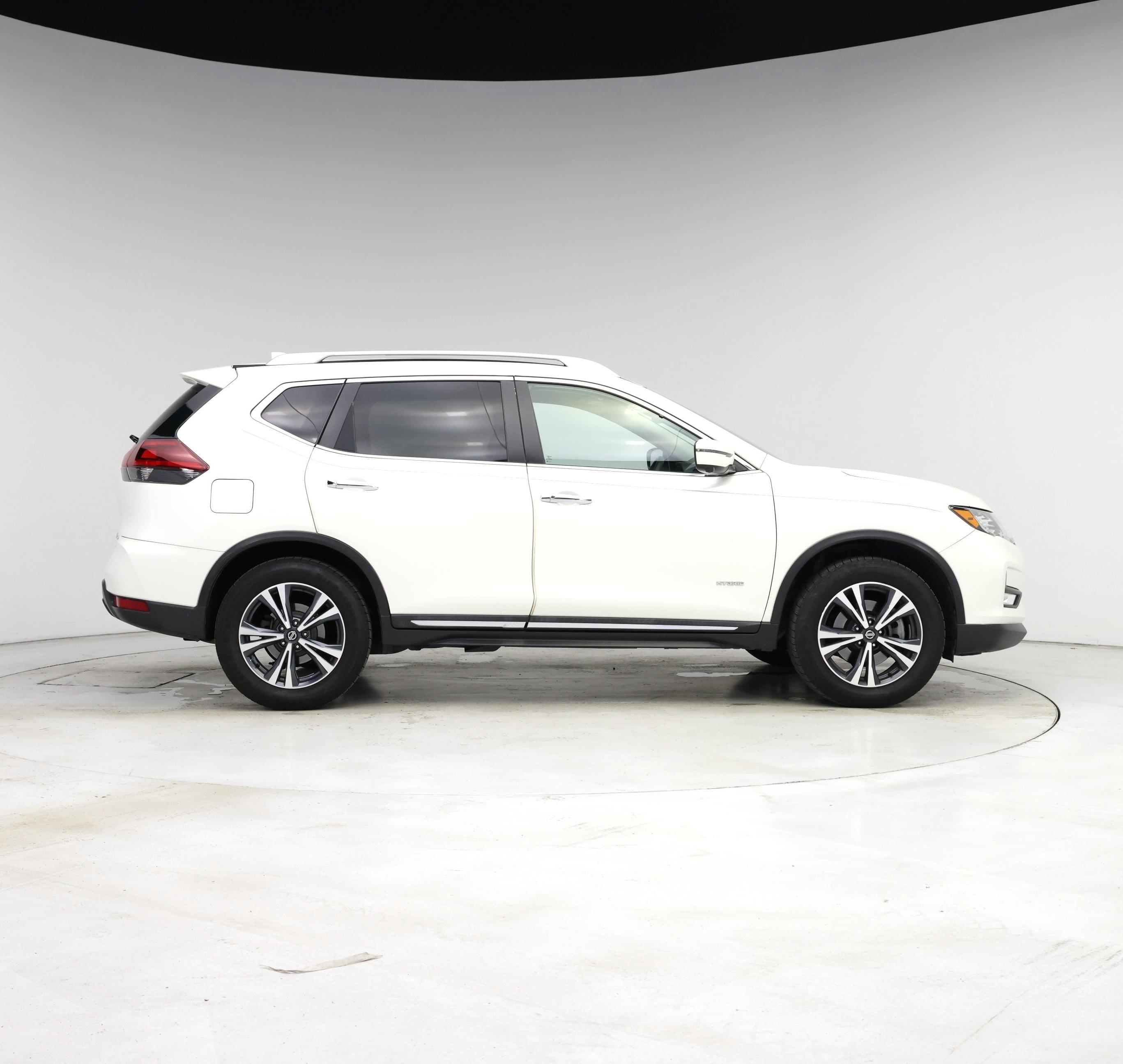 Thumbnail: 2018 Nissan Rogue - 7