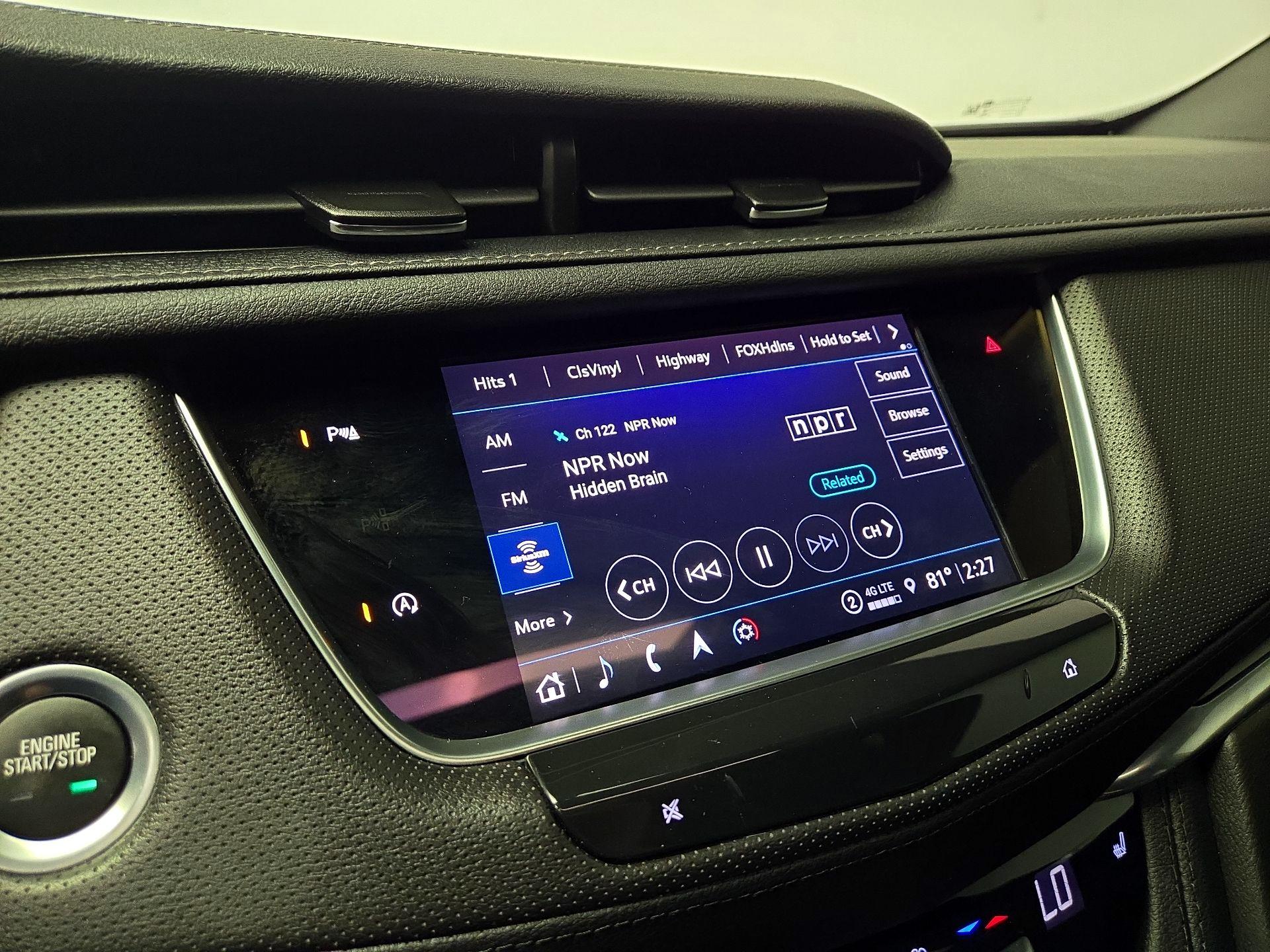 Thumbnail: 2023 Cadillac XT5 - 16