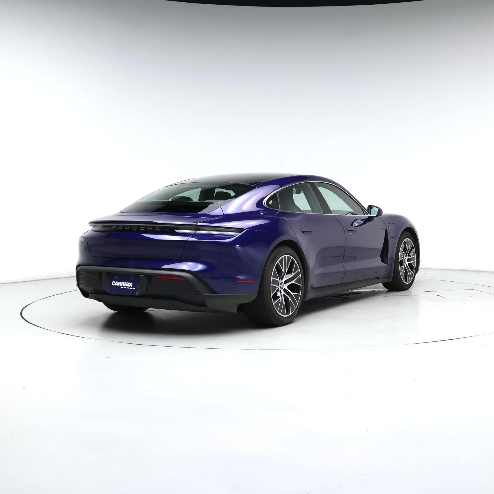 Thumbnail: 2021 Porsche Taycan - 8