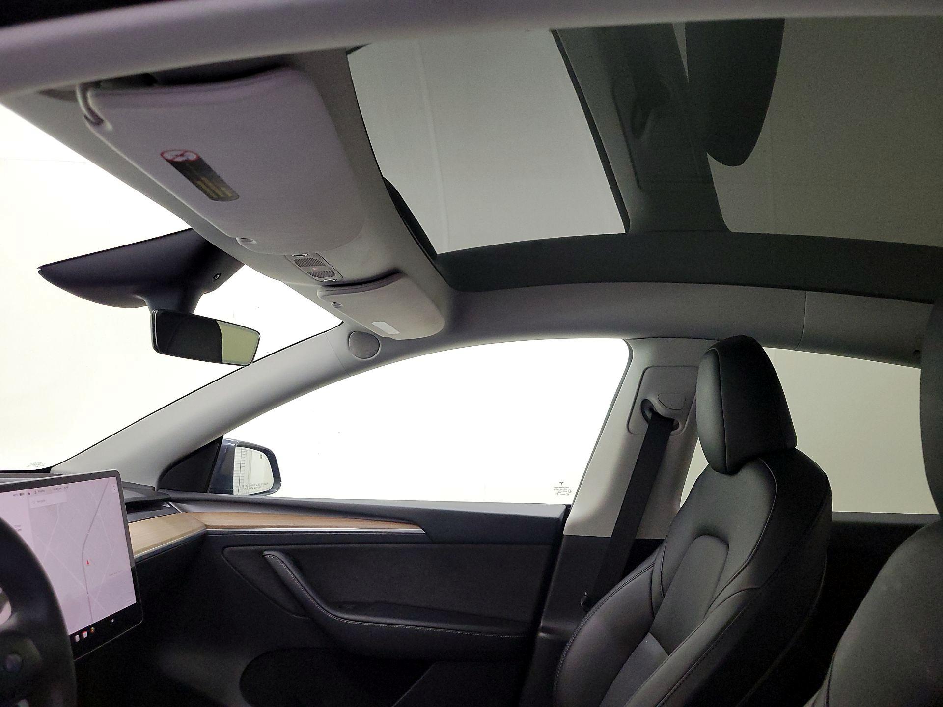 Thumbnail: 2023 Tesla Model Y - 18