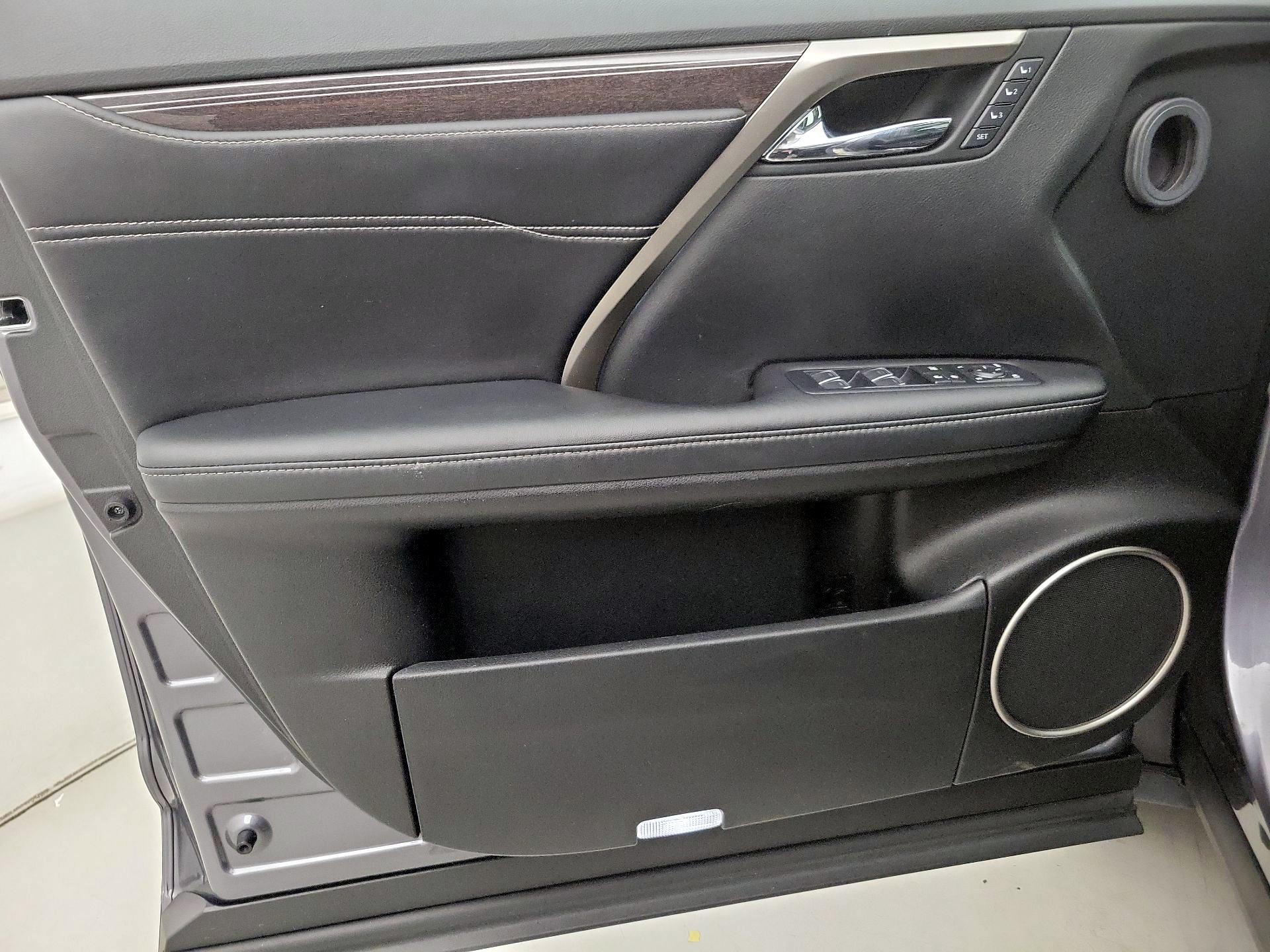 Thumbnail: 2017 Lexus RX - 12