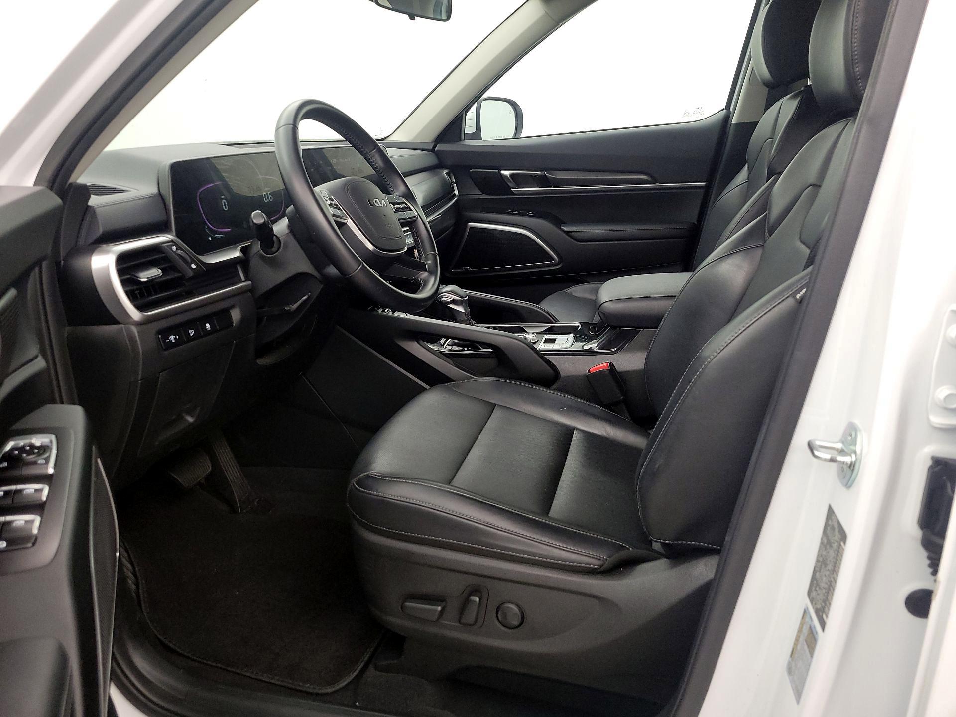 Thumbnail: 2023 Kia Telluride - 11